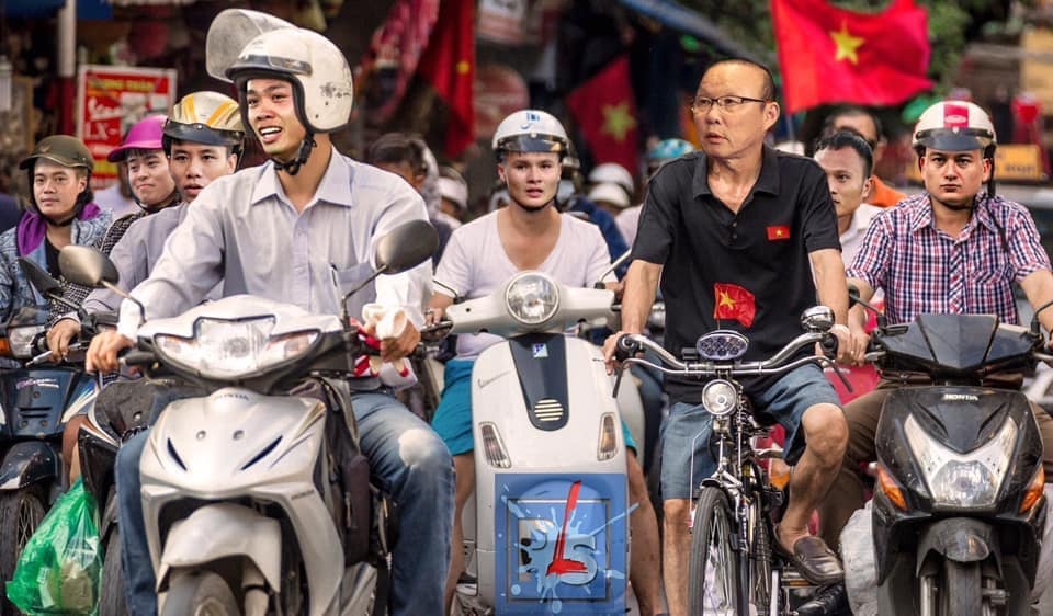 Dân mạng chế ảnh ‘cà khịa’ đội tuyển Thái Lan ảnh 3 Dan mang che anh ‘ca khia’ doi tuyen Thai Lan anh 3