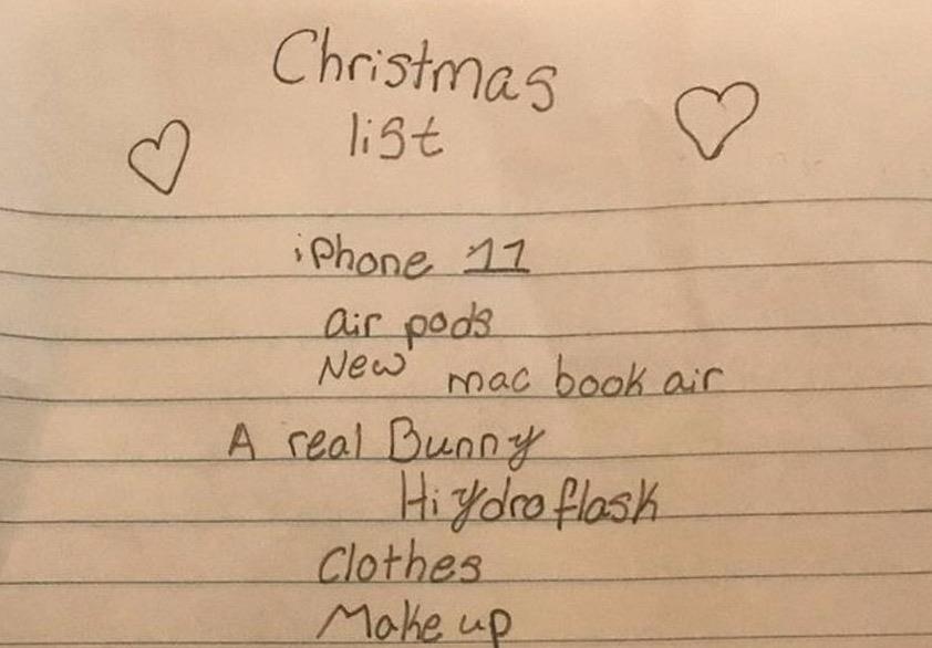 Be 10 tuoi uoc iPhone 11, MacBook dip Giang sinh khien ong bo het hon hinh anh