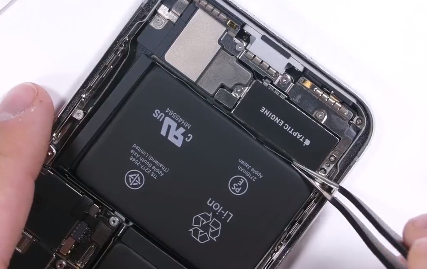 gia thay man hinh chinh hang iPhone X anh 1