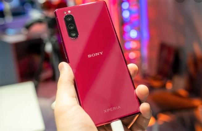 Sony ban Xperia 5 tai Viet Nam, gia cao hon iPhone 11 hinh anh