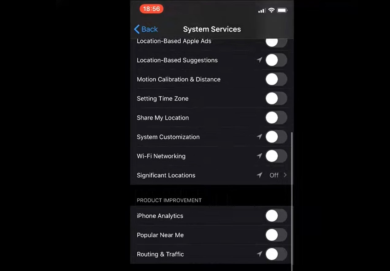 iPhone 11 bi phat hien tu dong bat GPS anh 1