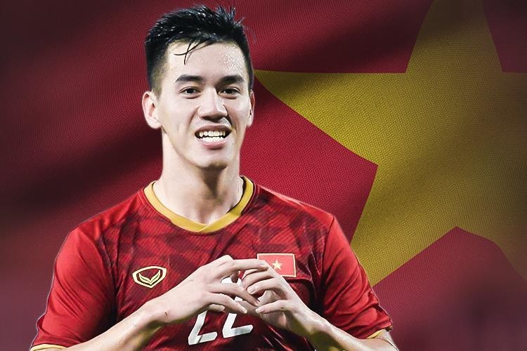 Fan Viet: ‘Tien Linh tuyet voi, chan vang, nhan cach vang’ hinh anh