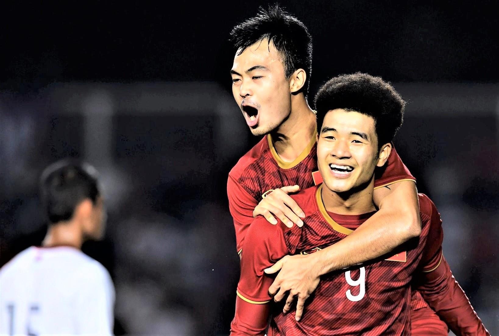 Ha Duc Chinh, Hoang Duc dang status quyet tam ha Indonesia hinh anh