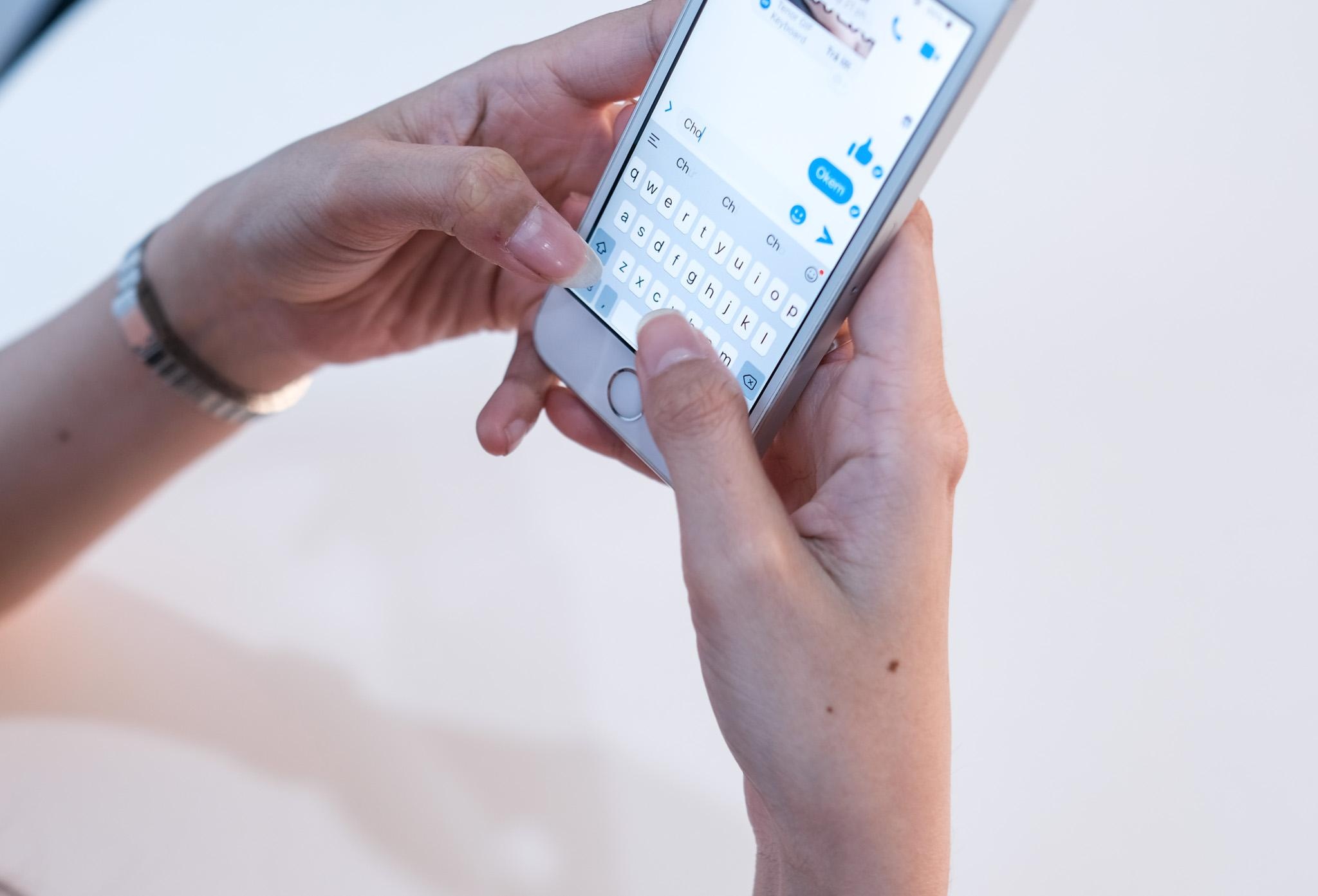 gia ban iPhone 5S anh 2