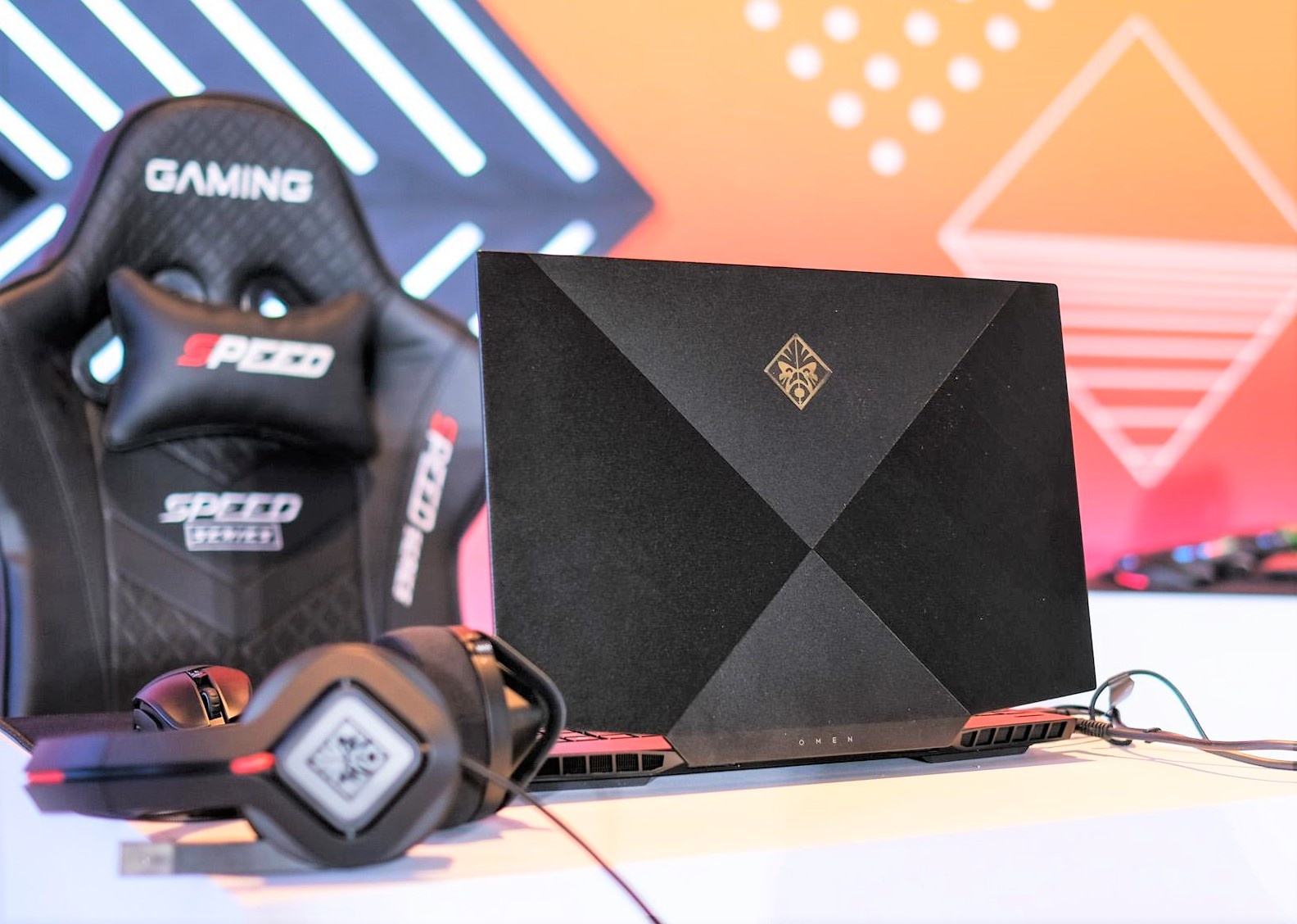 HP ra mat laptop gaming dau tien tai VN, gia tu 55 trieu dong hinh anh