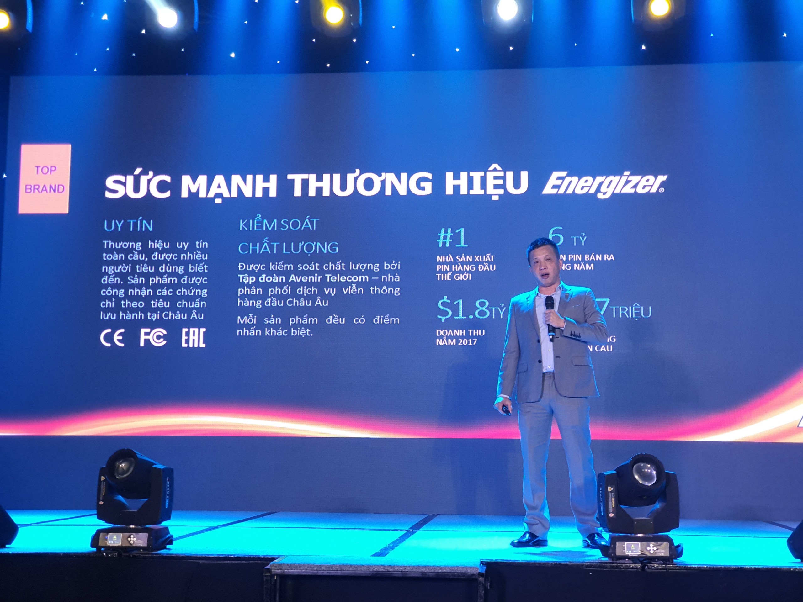 Smartphone Energizer ra mat anh 1