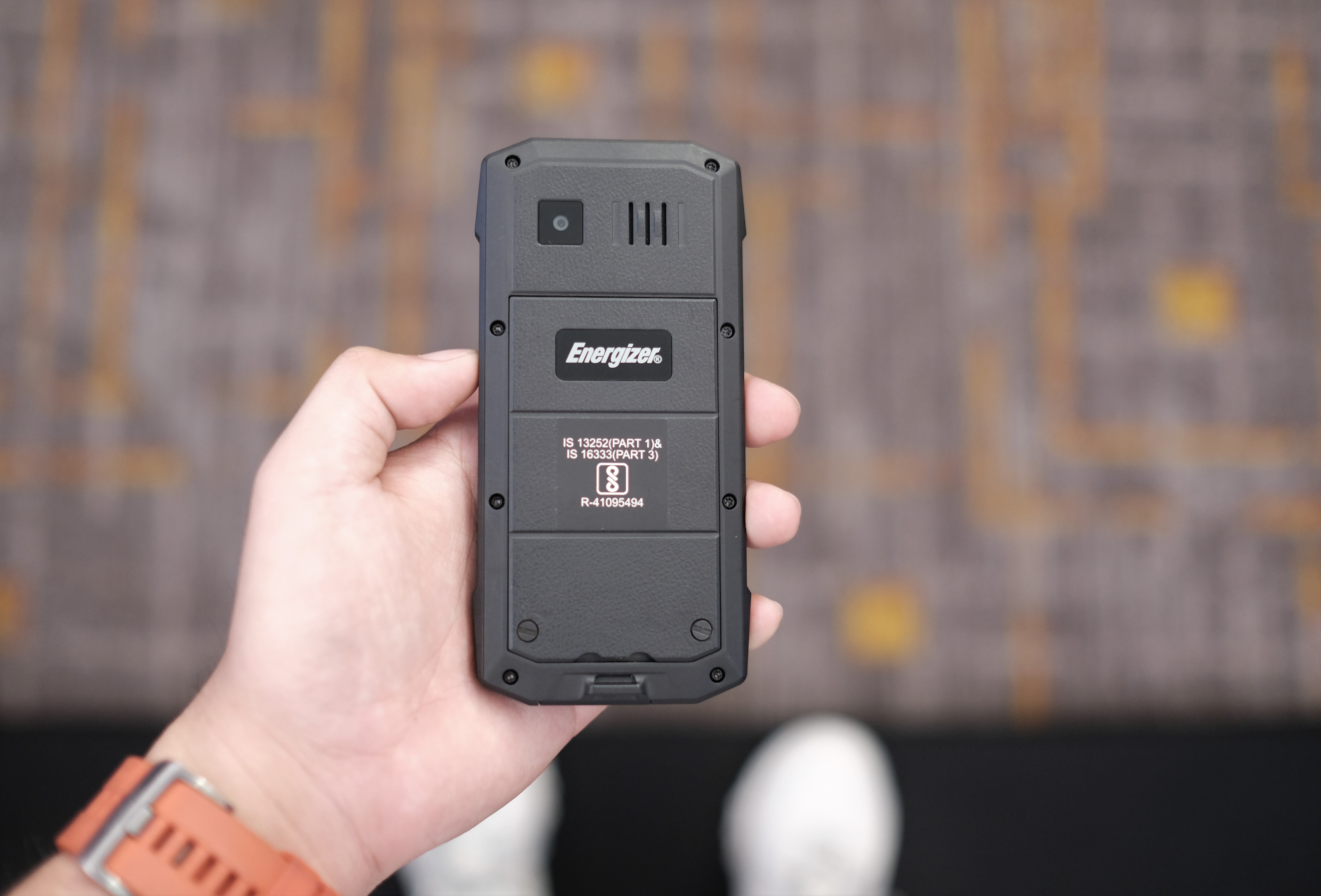 Smartphone Energizer ra mat anh 13