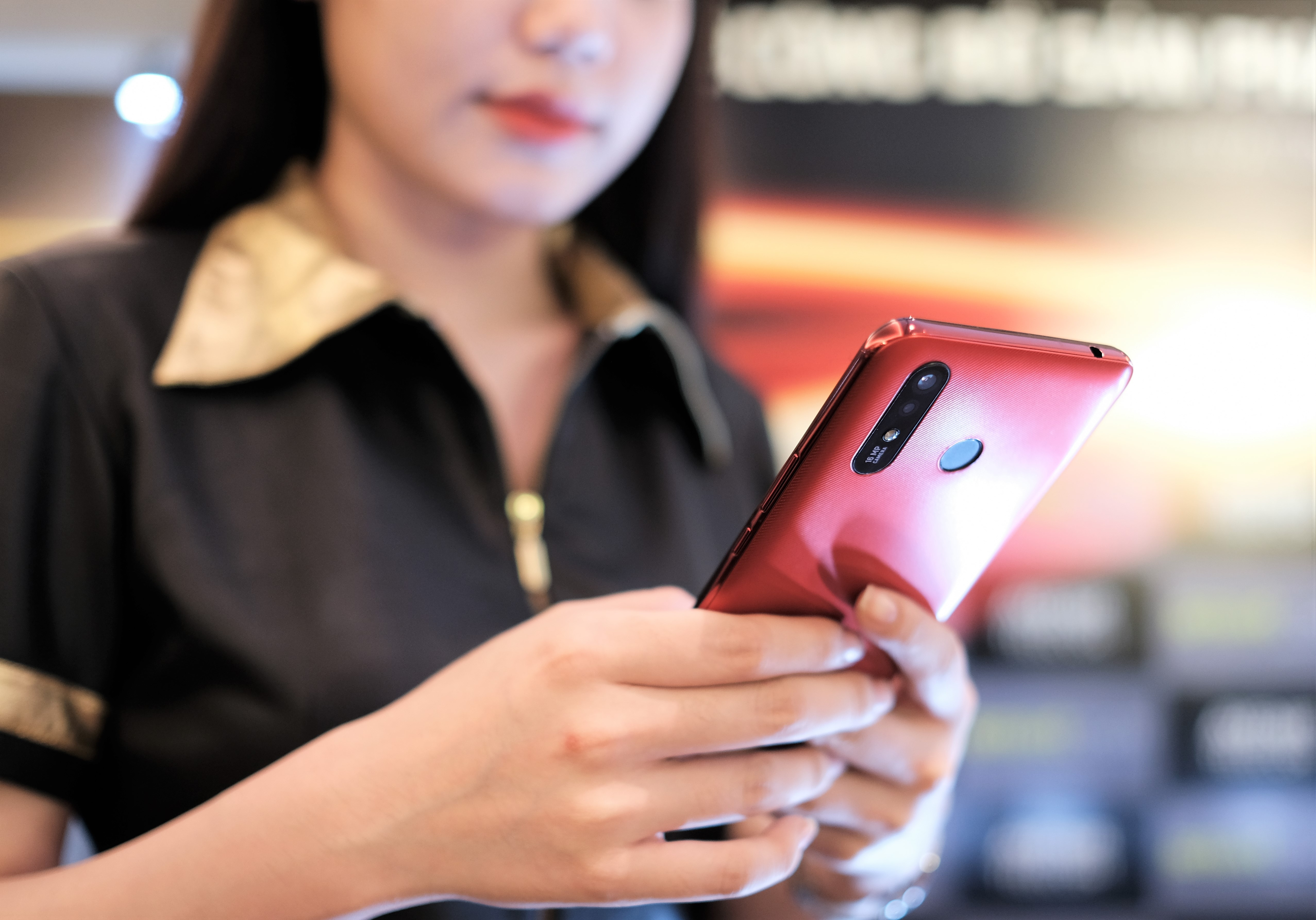 Smartphone Energizer ra mat anh 3