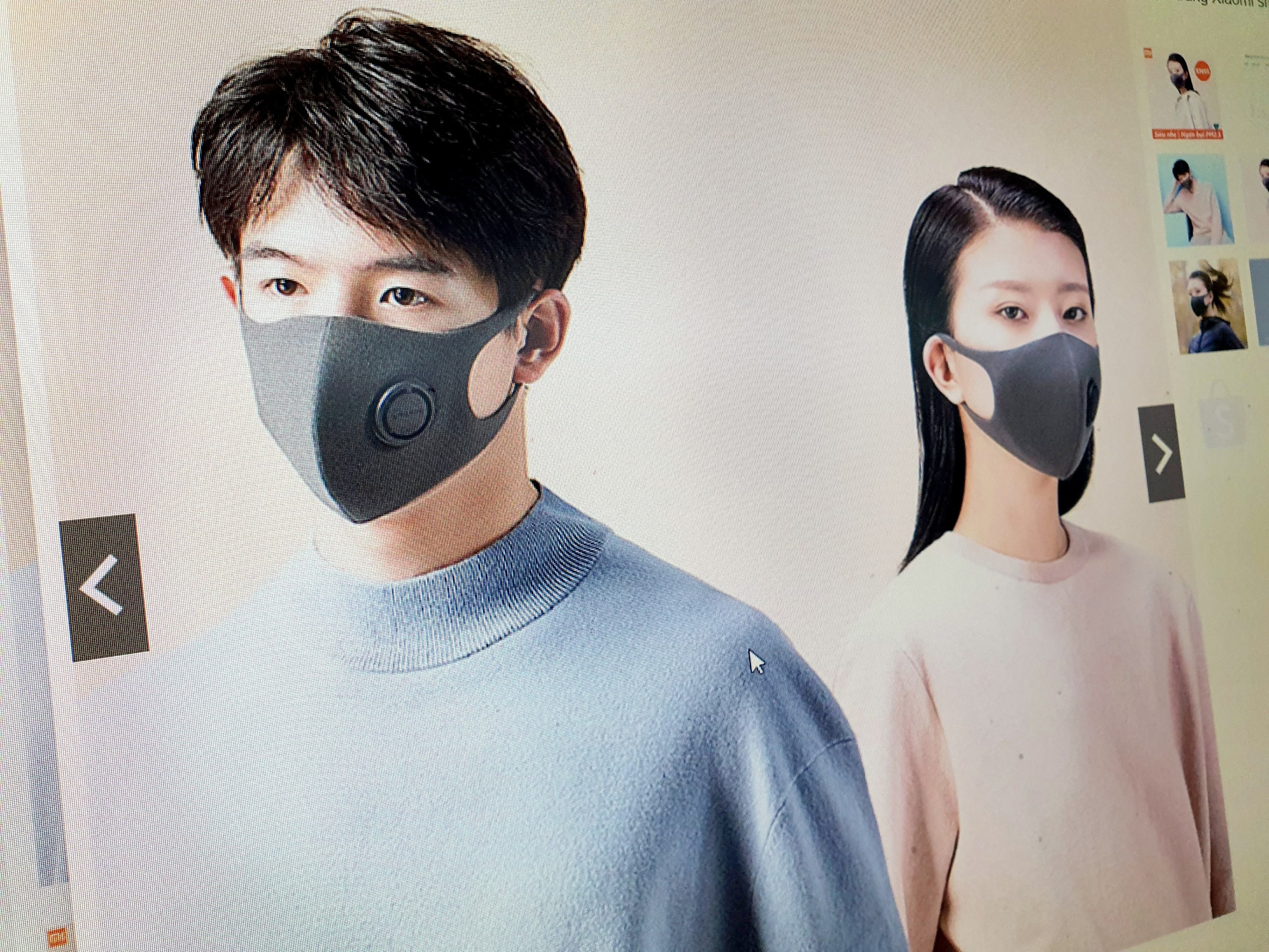 Trang web ban khau trang y te bi sap hinh anh