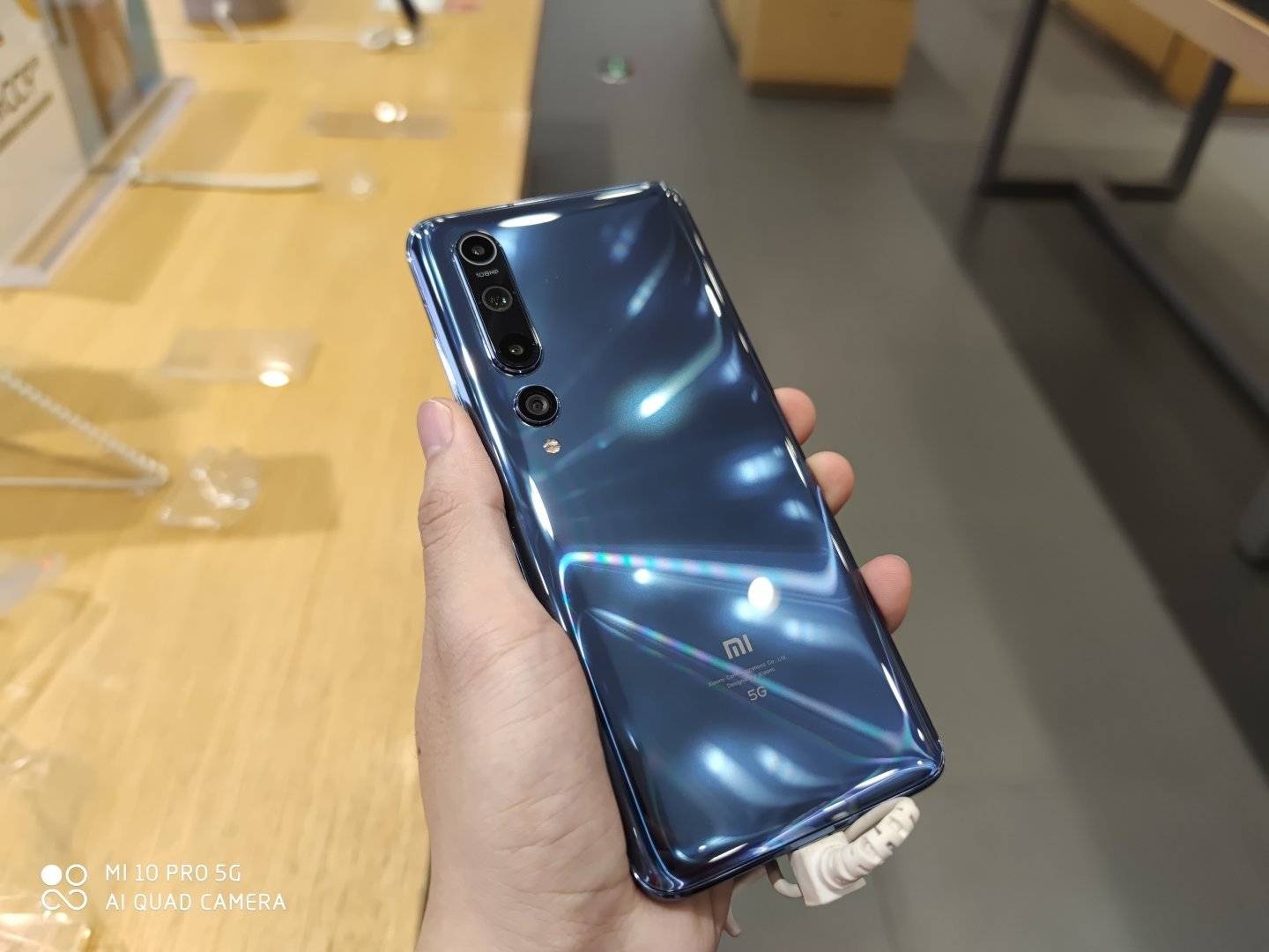 Xiaomi ra mat Mi 10 anh 1