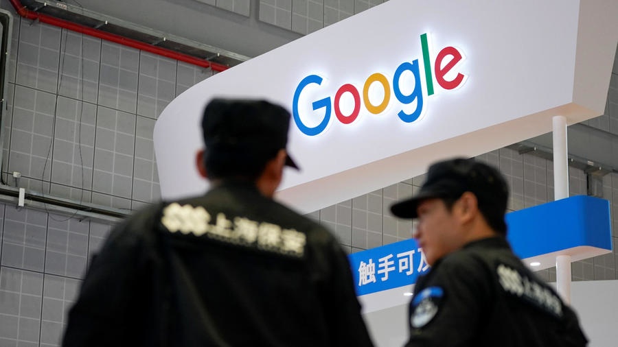 Google va Amazon cam nhan vien di du lich do dich Covid-19 hinh anh