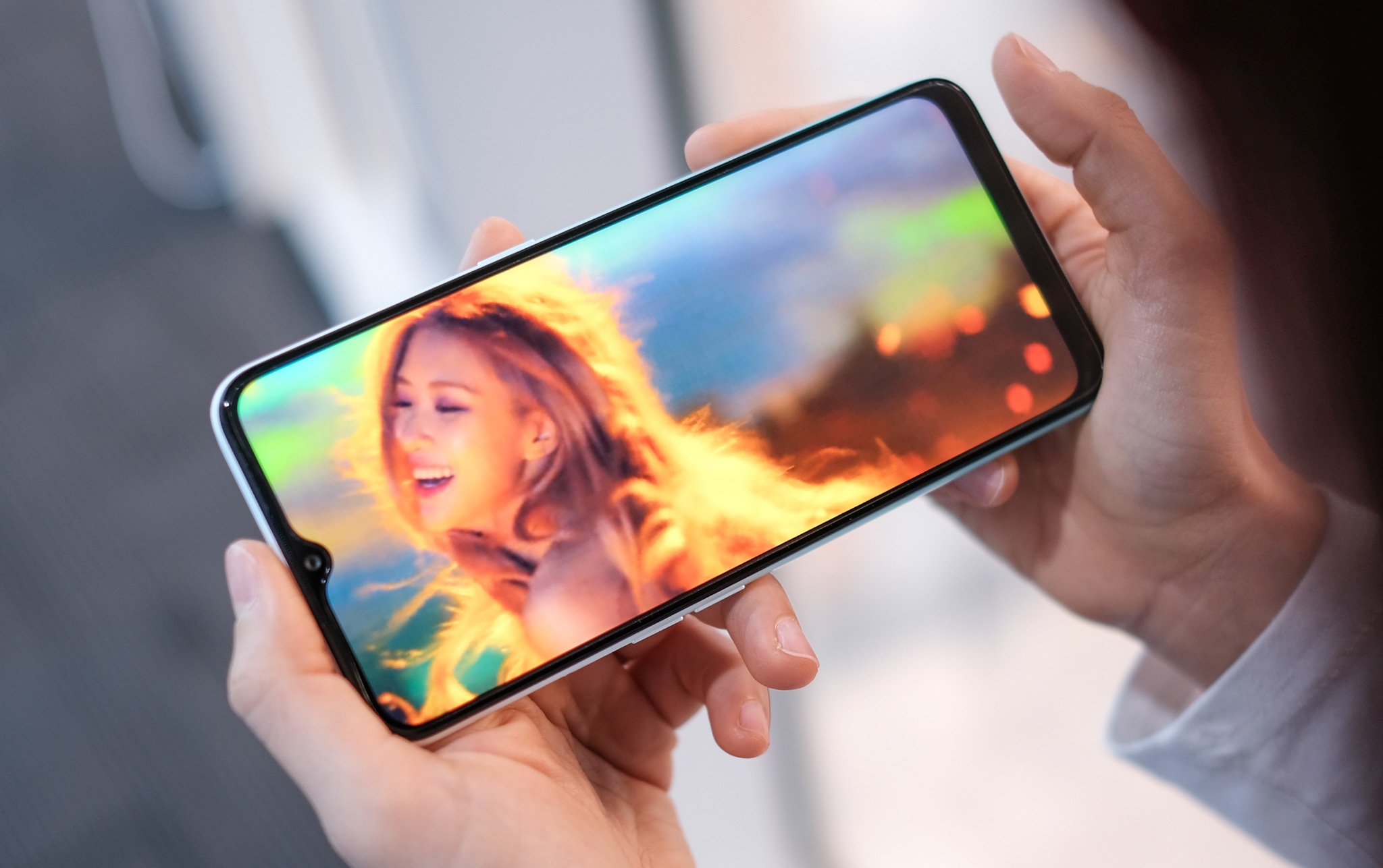 Mo hop Oppo A31 anh 11