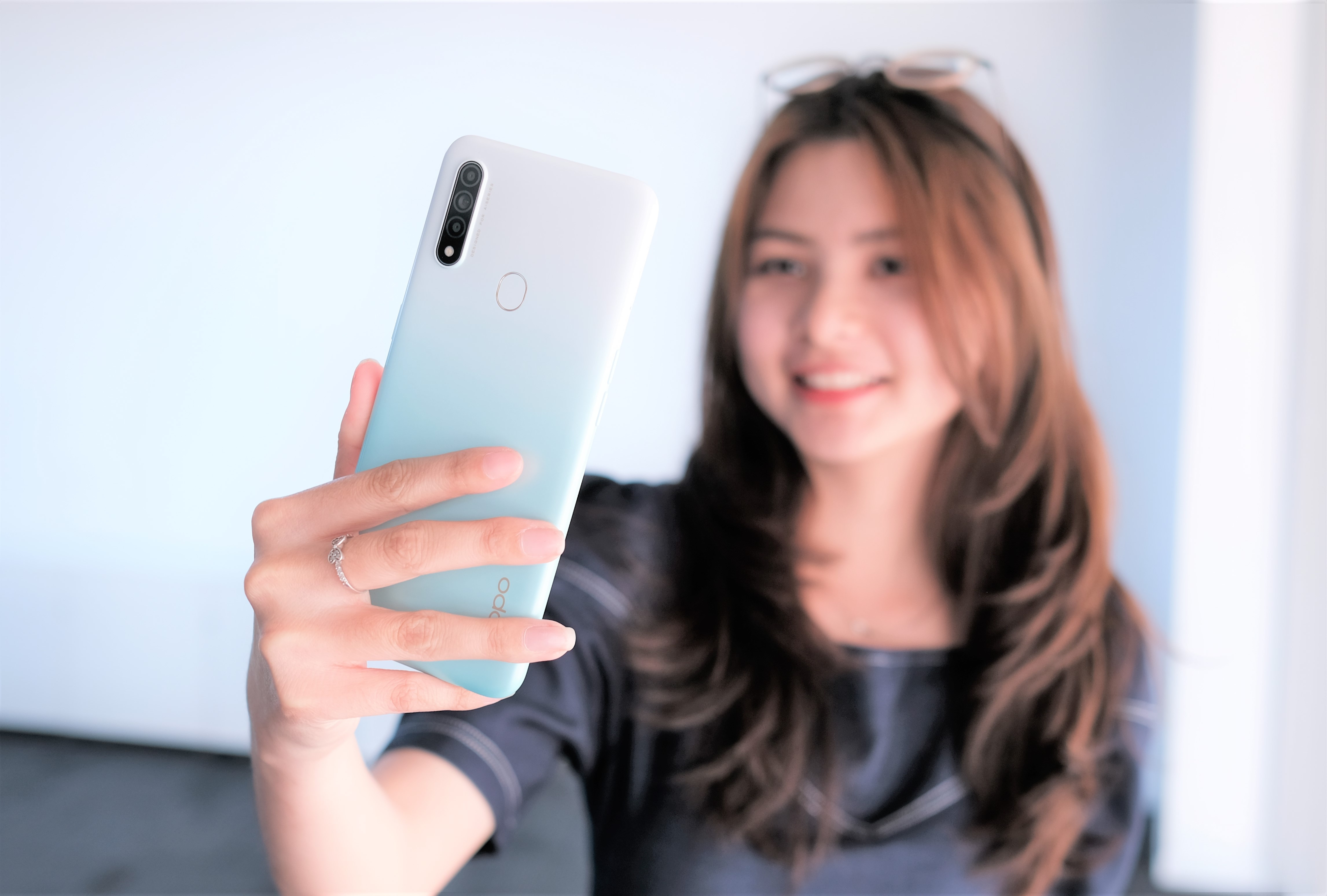 Danh gia nhanh Oppo A31 - mau moi, man hinh lon, gia duoi 5 trieu dong hinh anh