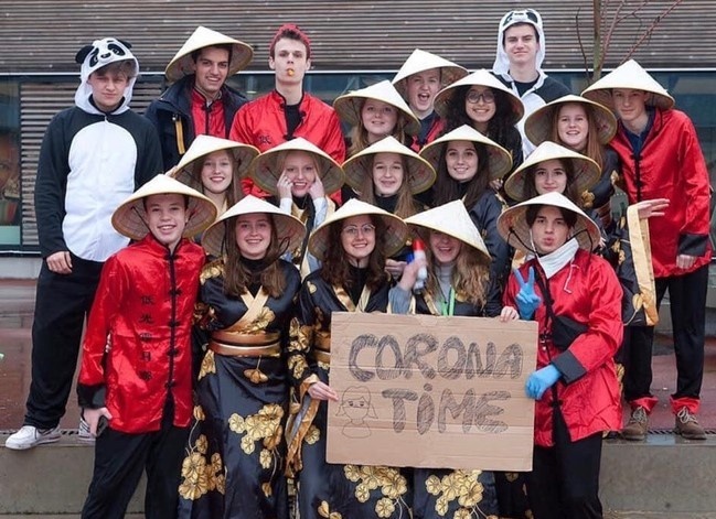 Dan mang tran vao danh gia 1 sao truong Bi tren Google Maps hinh anh