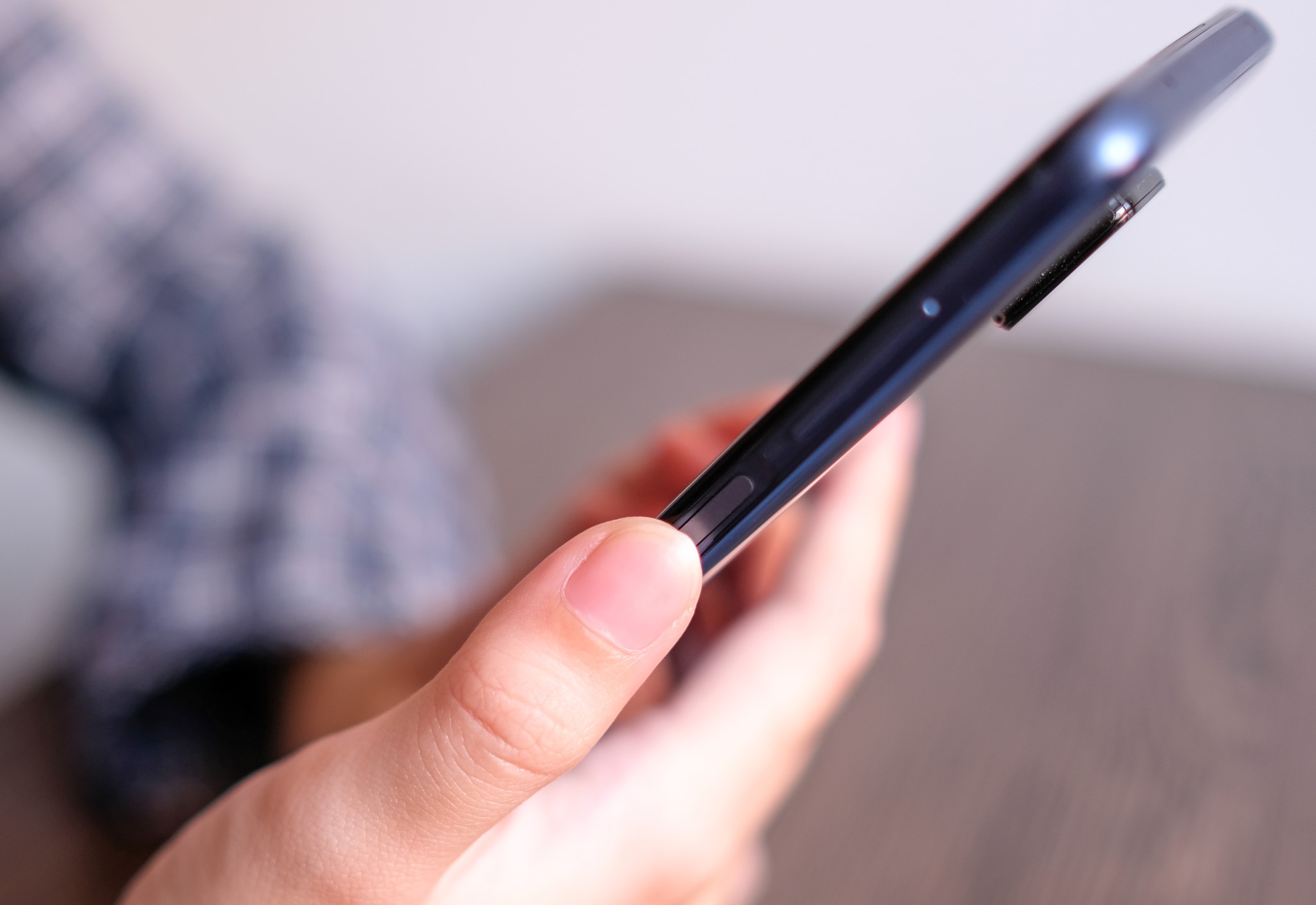 Chi tiet Redmi Note 9S anh 7