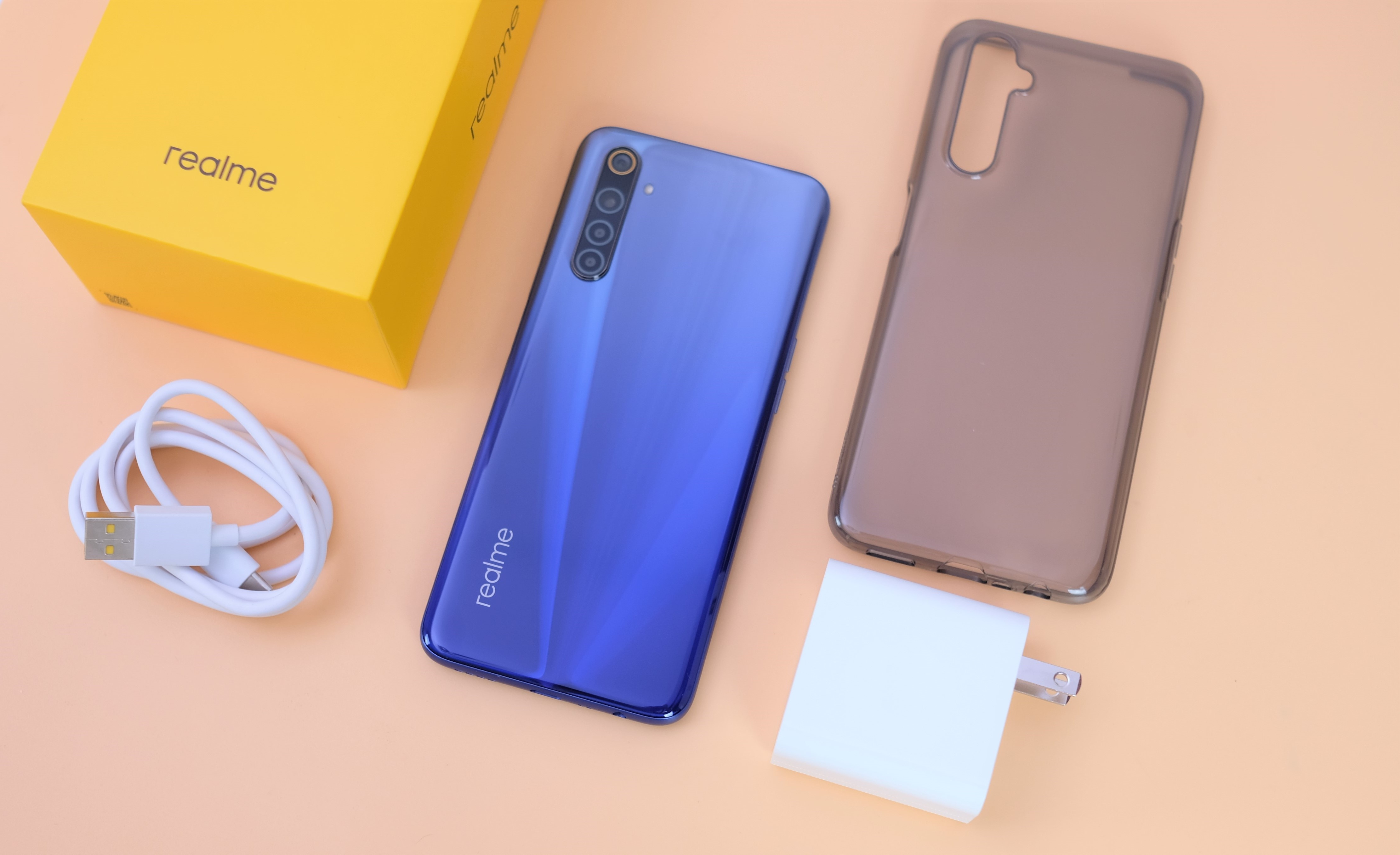 Chi tiet Realme 6 anh 2