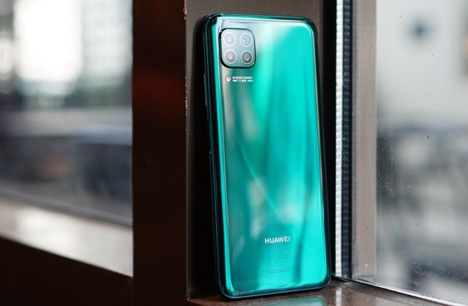 Loat smartphone vua duoc len ke anh 8