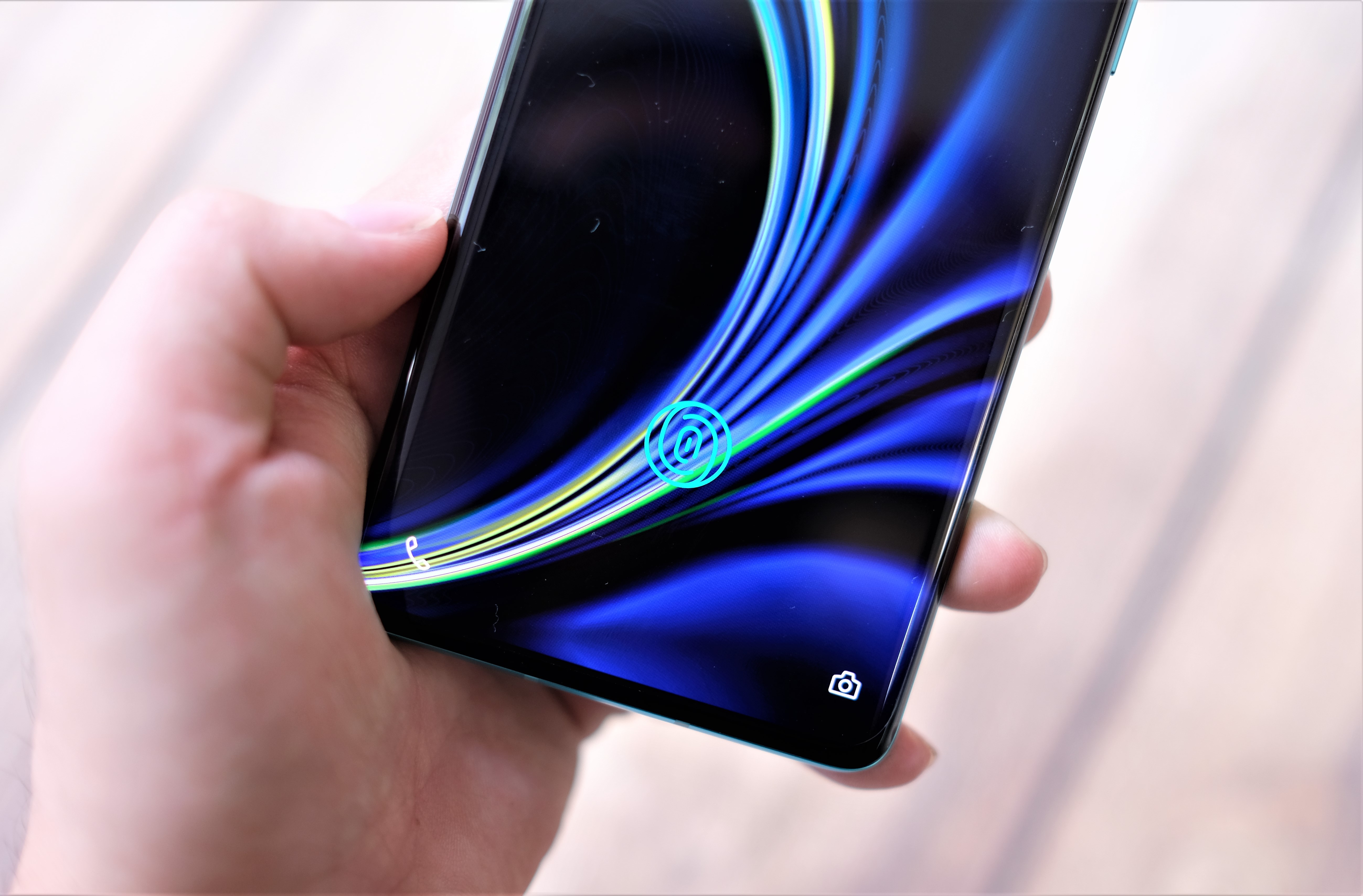 Chi tiet OnePlus 8 Pro anh 8