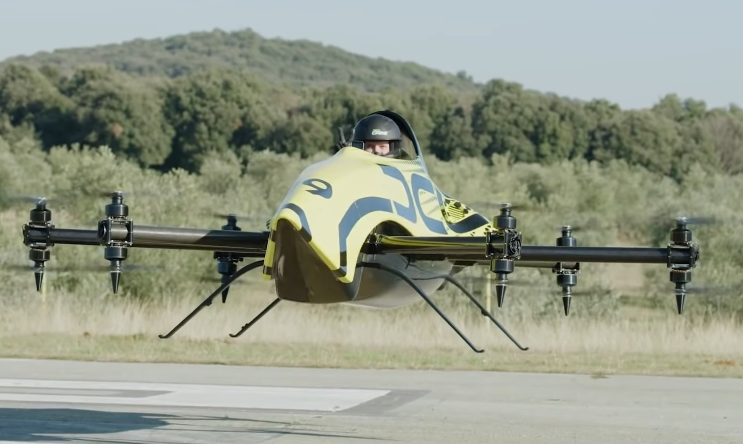 Y tuong giai dua may bay khong nguoi lai giong F1 hinh anh