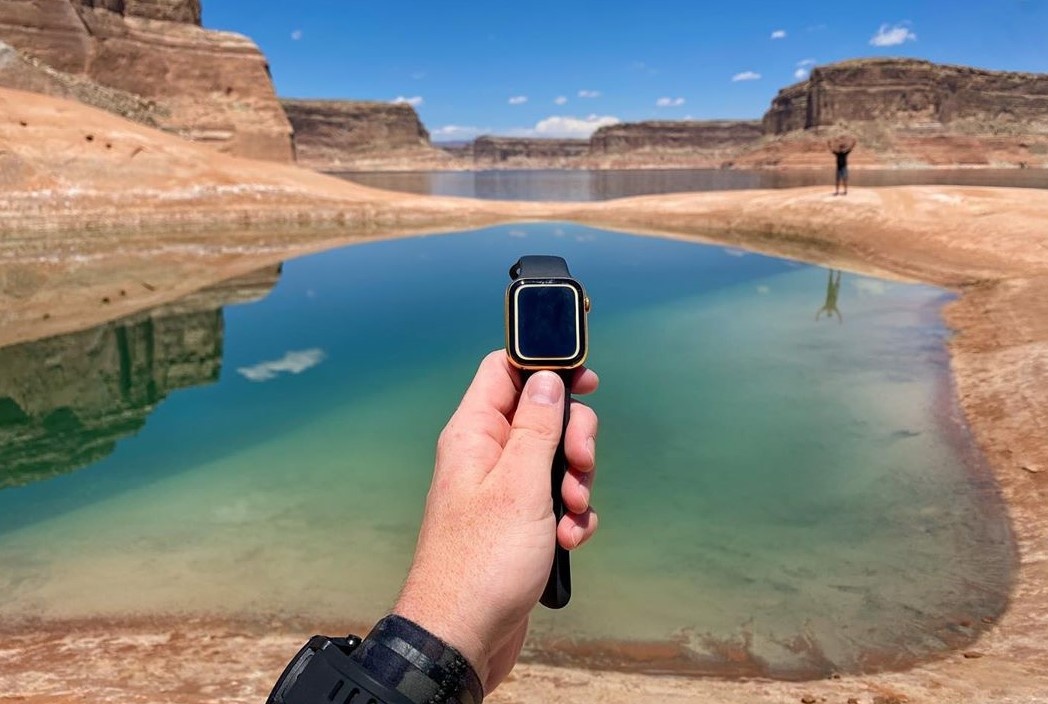 Apple Watch sau 9 thang duoi nuoc hinh anh