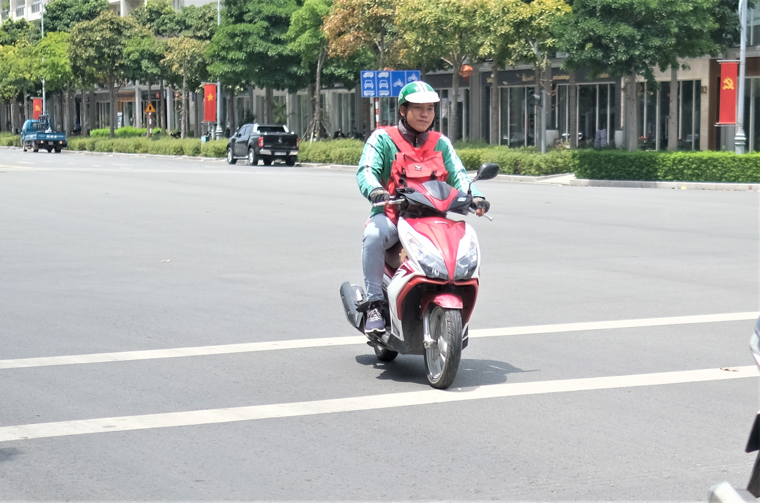 Mot ngay chay xe om cong nghe anh 22