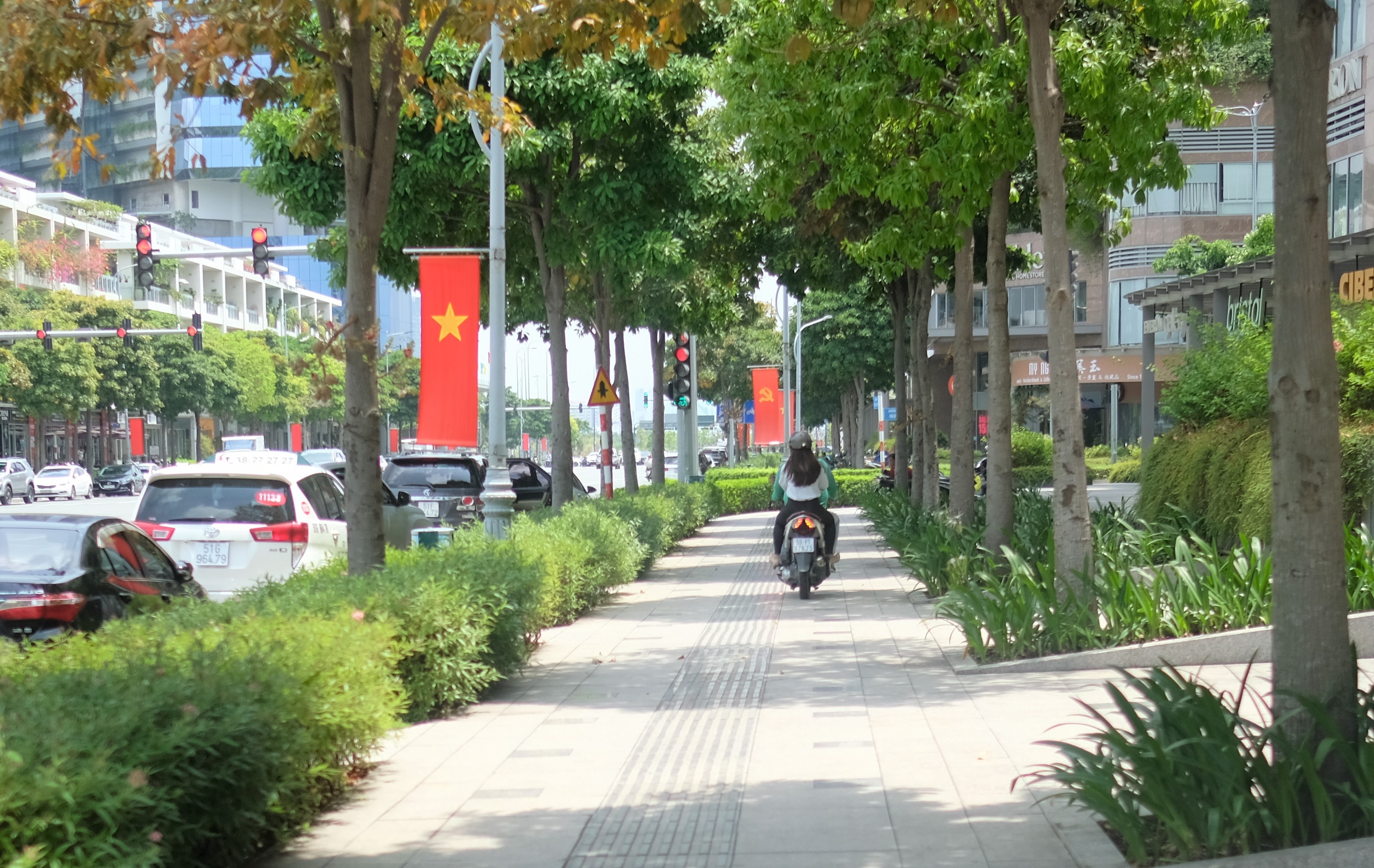 Mot ngay chay xe om cong nghe anh 23