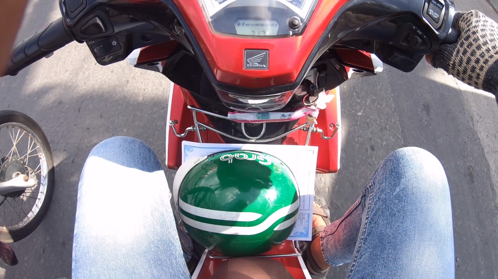 Mot ngay chay xe om cong nghe anh 17