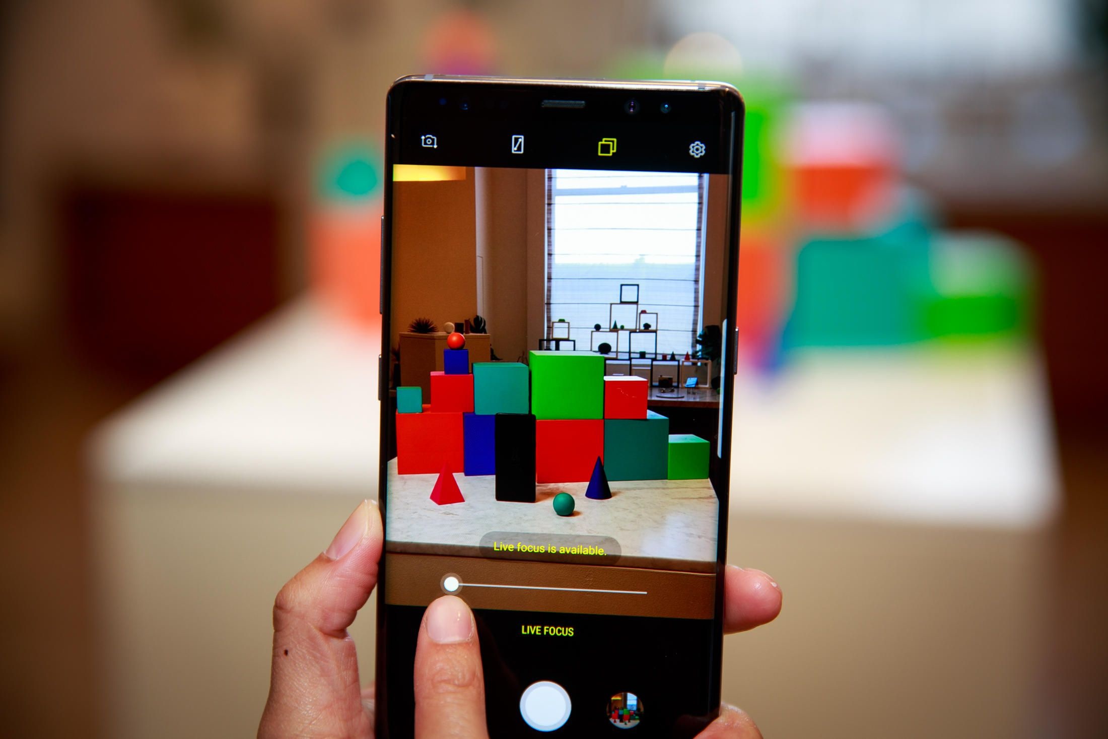 smartphone cung thoi voi iPhone X anh 4