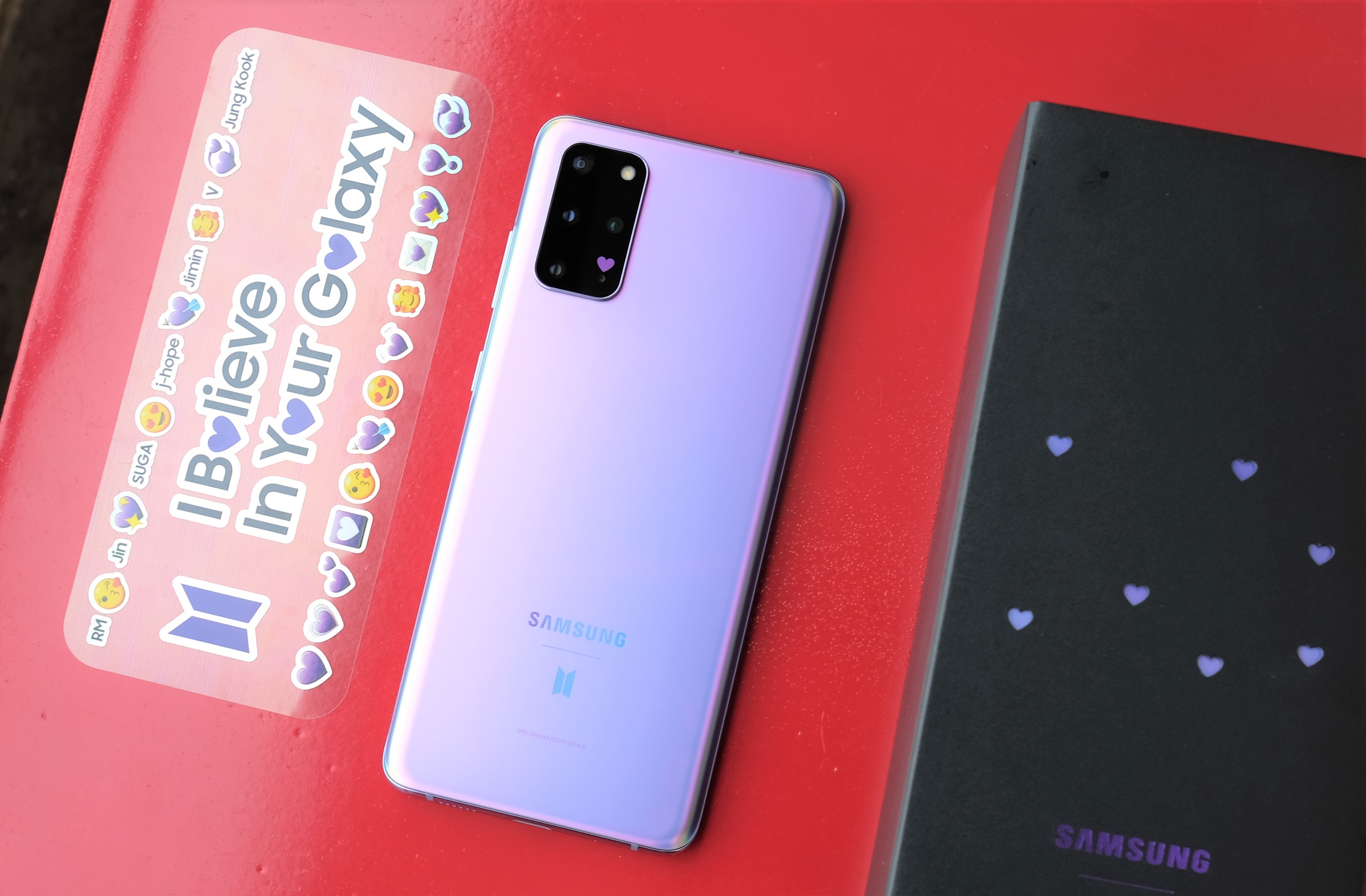 Chi tiet Galaxy S20+ phien ban BTS anh 5