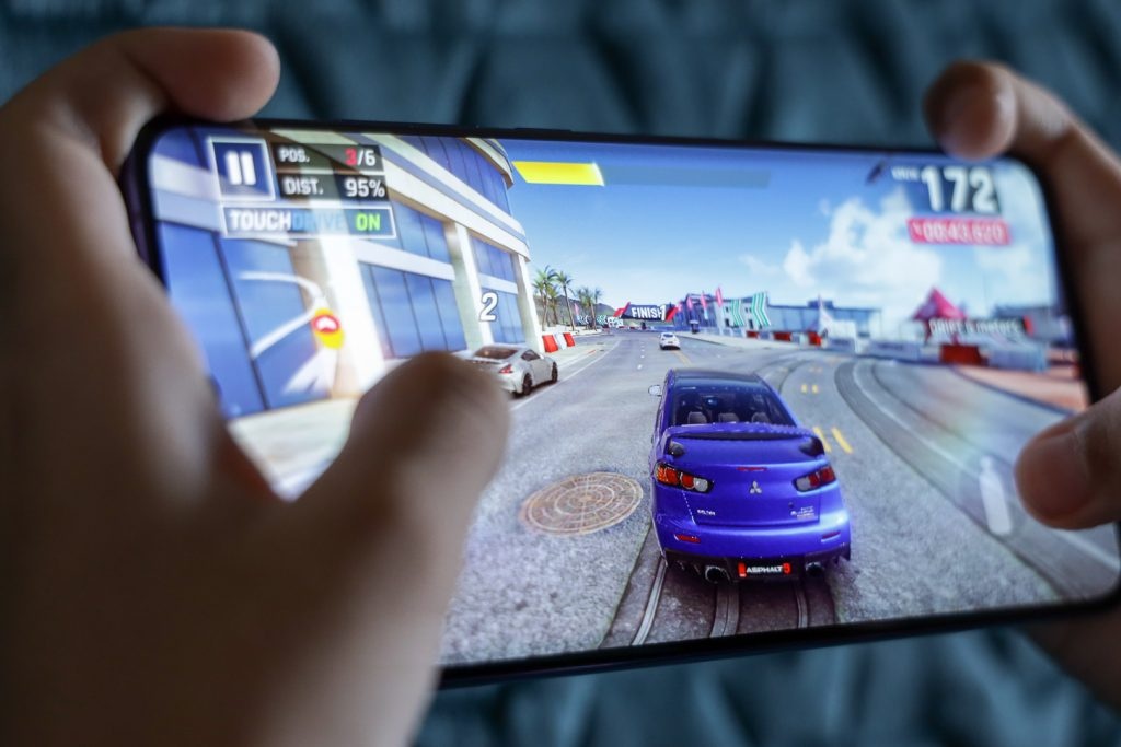 Loat smartphone giam gia cuoi thang 7 anh 8