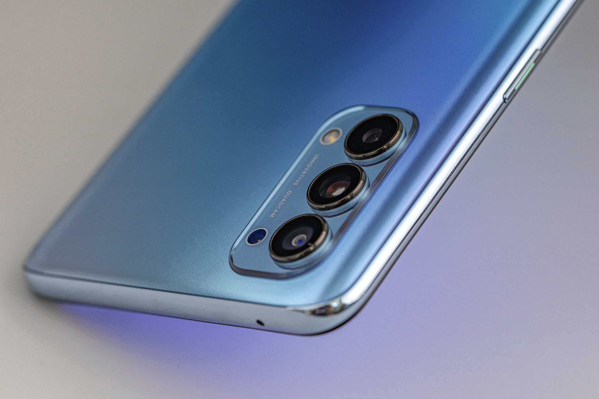 Mo hop Oppo Reno4 anh 7