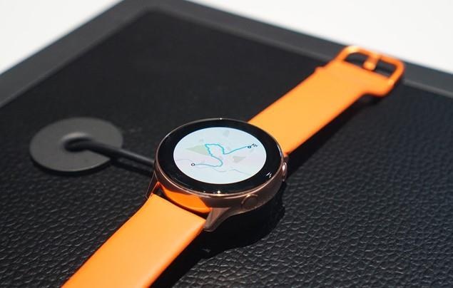 Apple watch series 5 giam gia anh 2