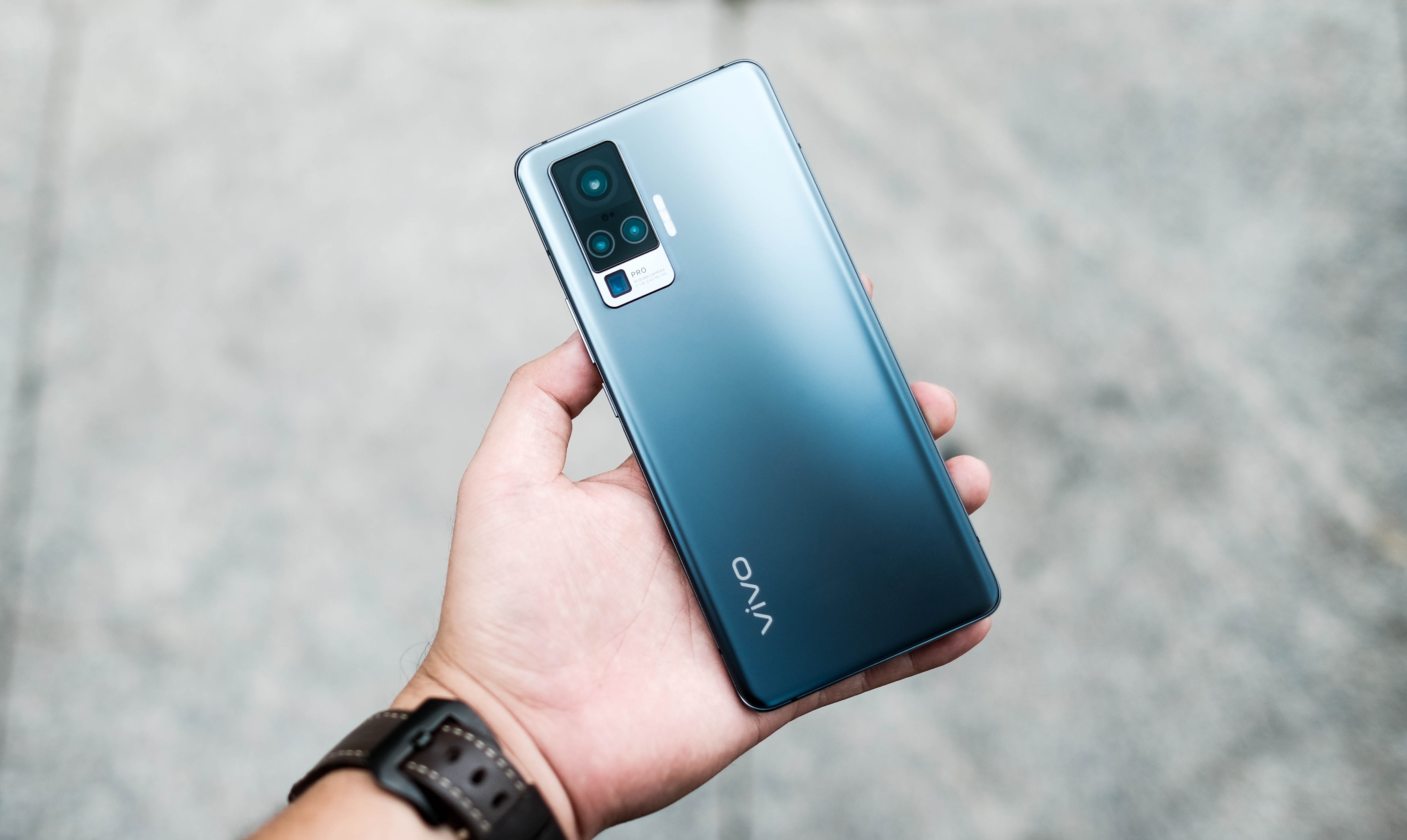 Chi tiet Vivo X50 Pro anh 3