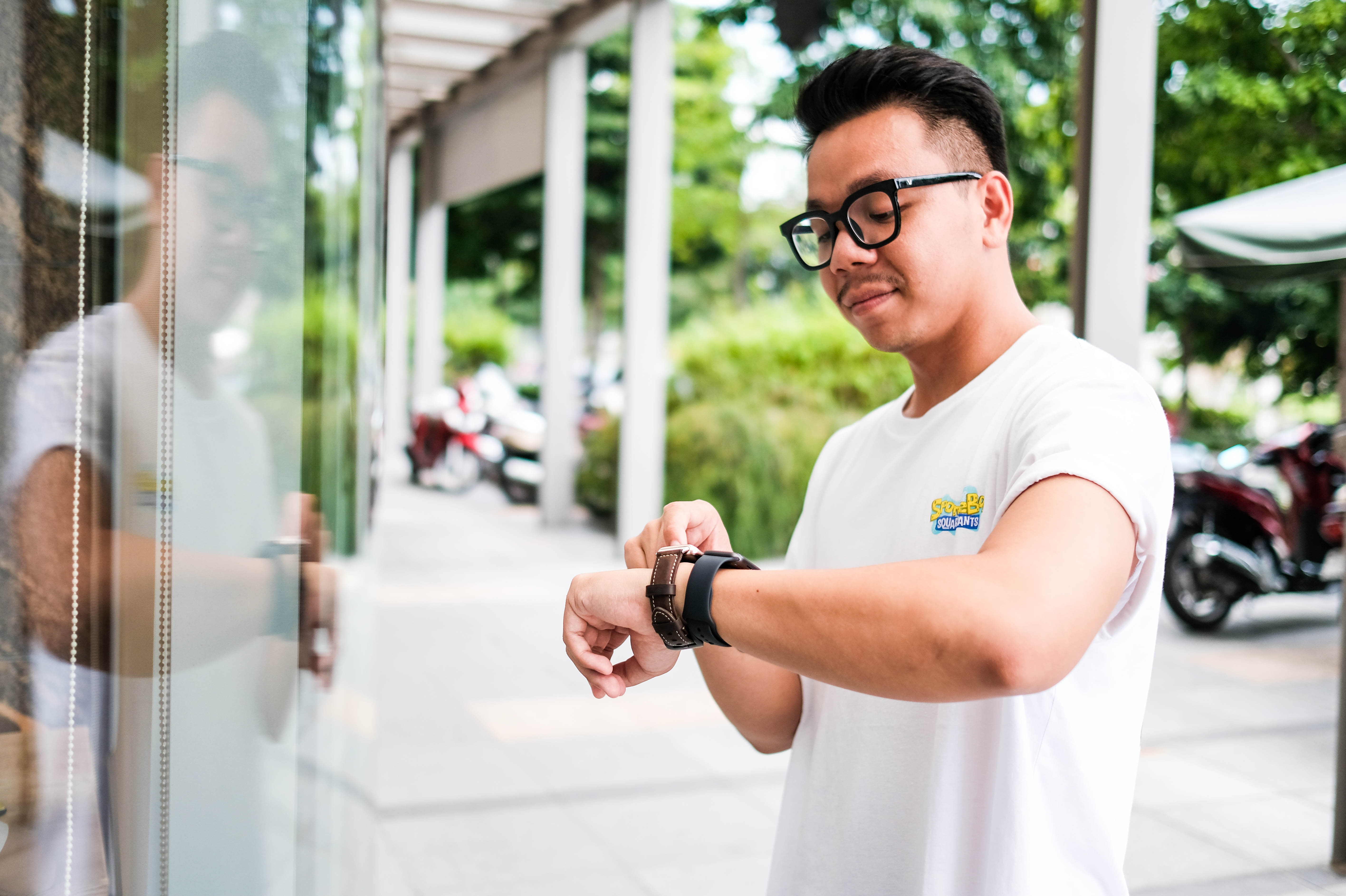 So sanh Apple Watch voi Oppo Watch anh 10