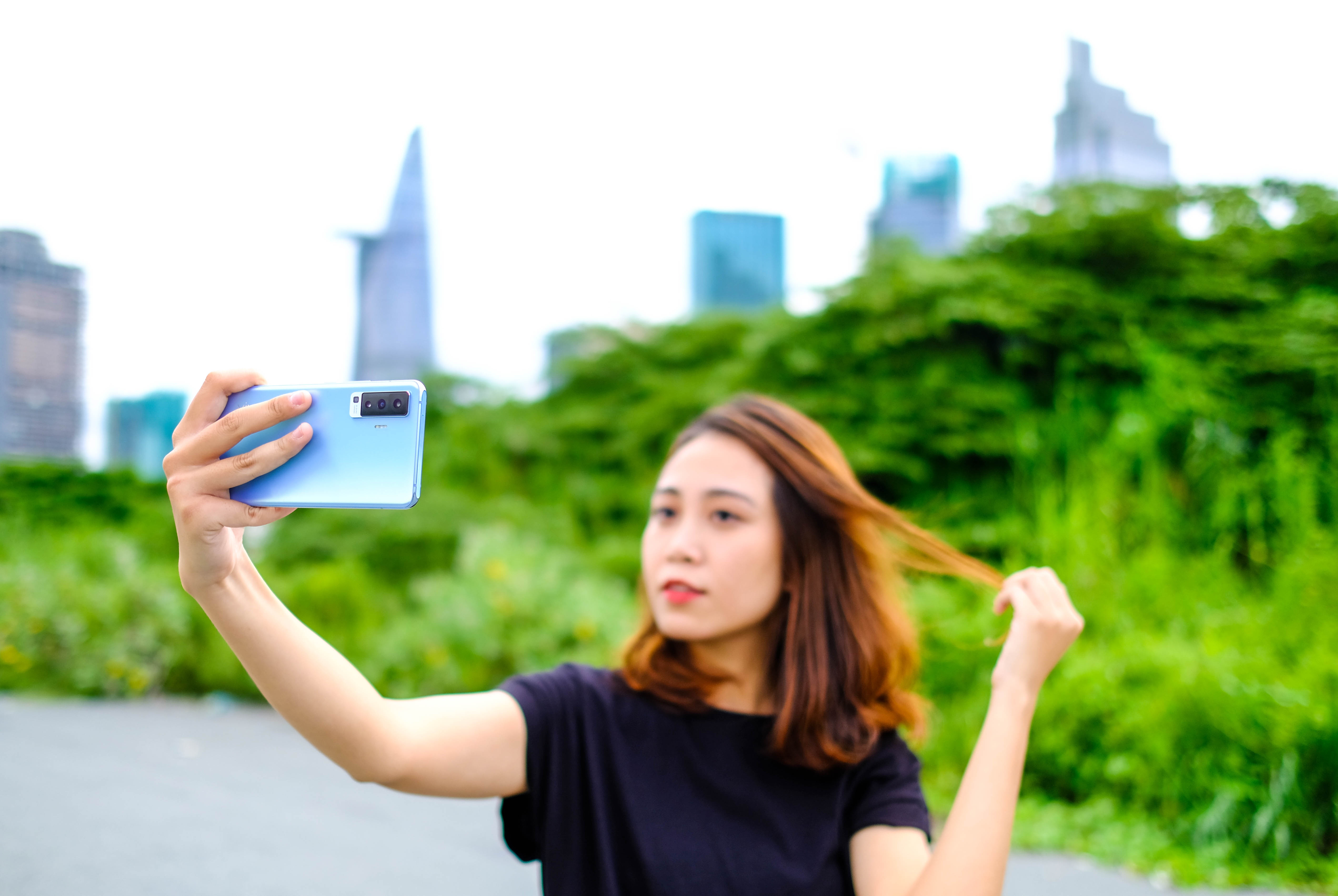 So sánh Oppo Reno4 Pro với Vivo X50 ảnh 12 So sanh Oppo Reno4 Pro voi Vivo X50 anh 12