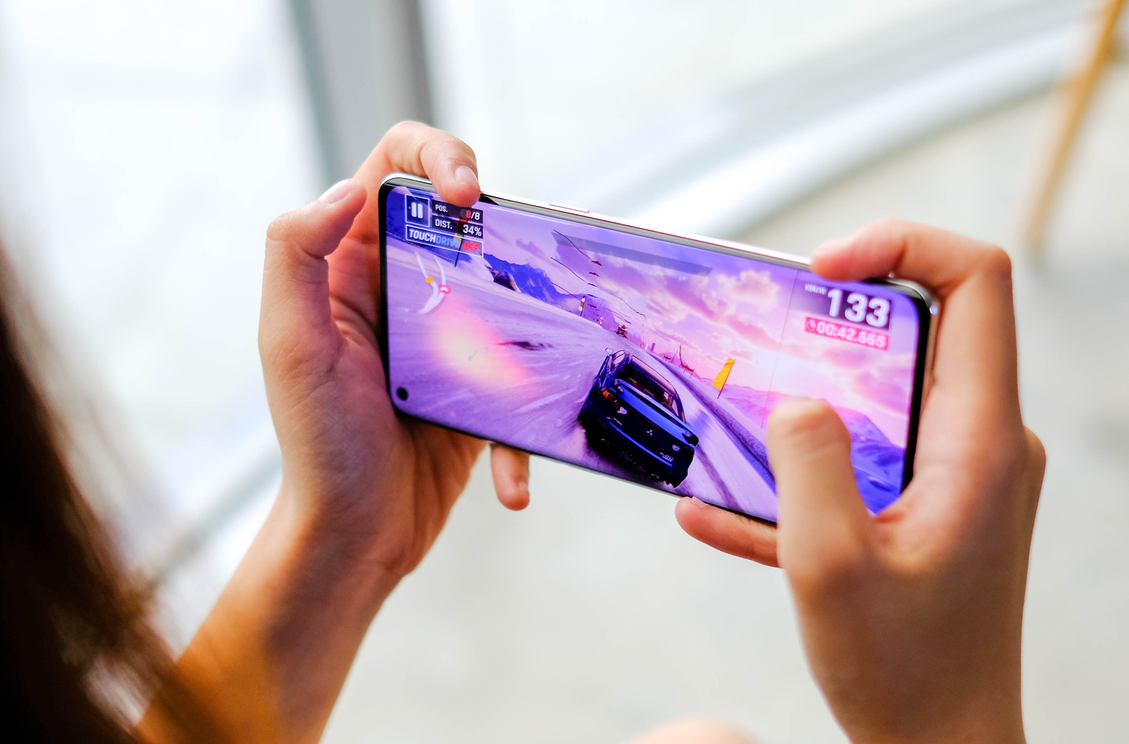 So sanh Oppo Reno4 Pro voi Vivo X50 anh 9