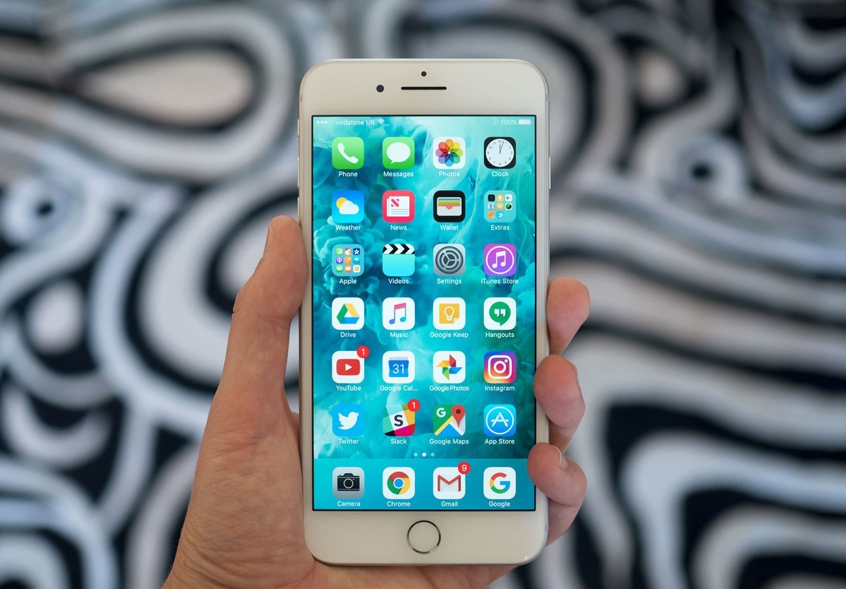 iPhone 7 Plus van ban chay o Viet Nam anh 1