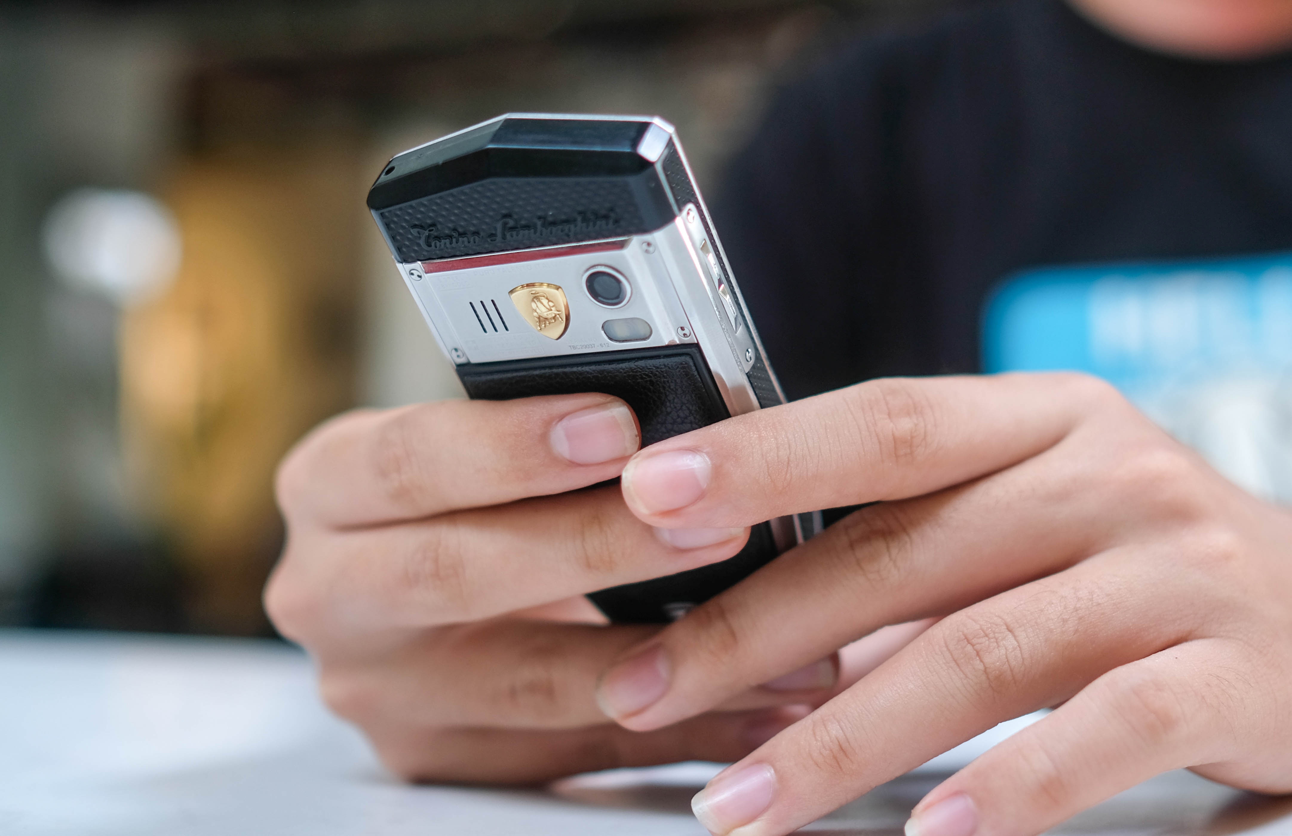 Chi tiet Tonino Lamborghini Spyder L688 anh 10