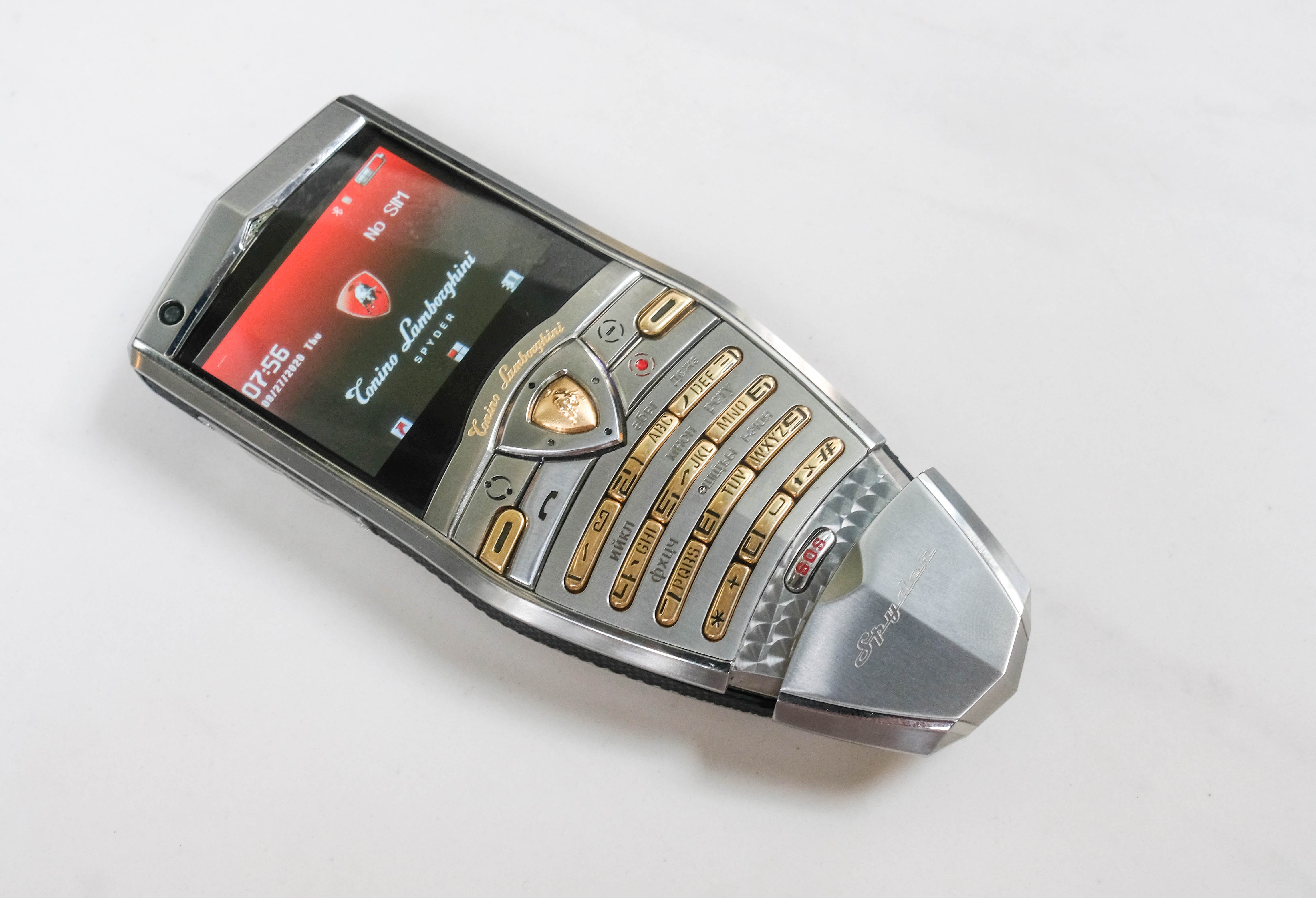 Chi tiet Tonino Lamborghini Spyder L688 anh 8