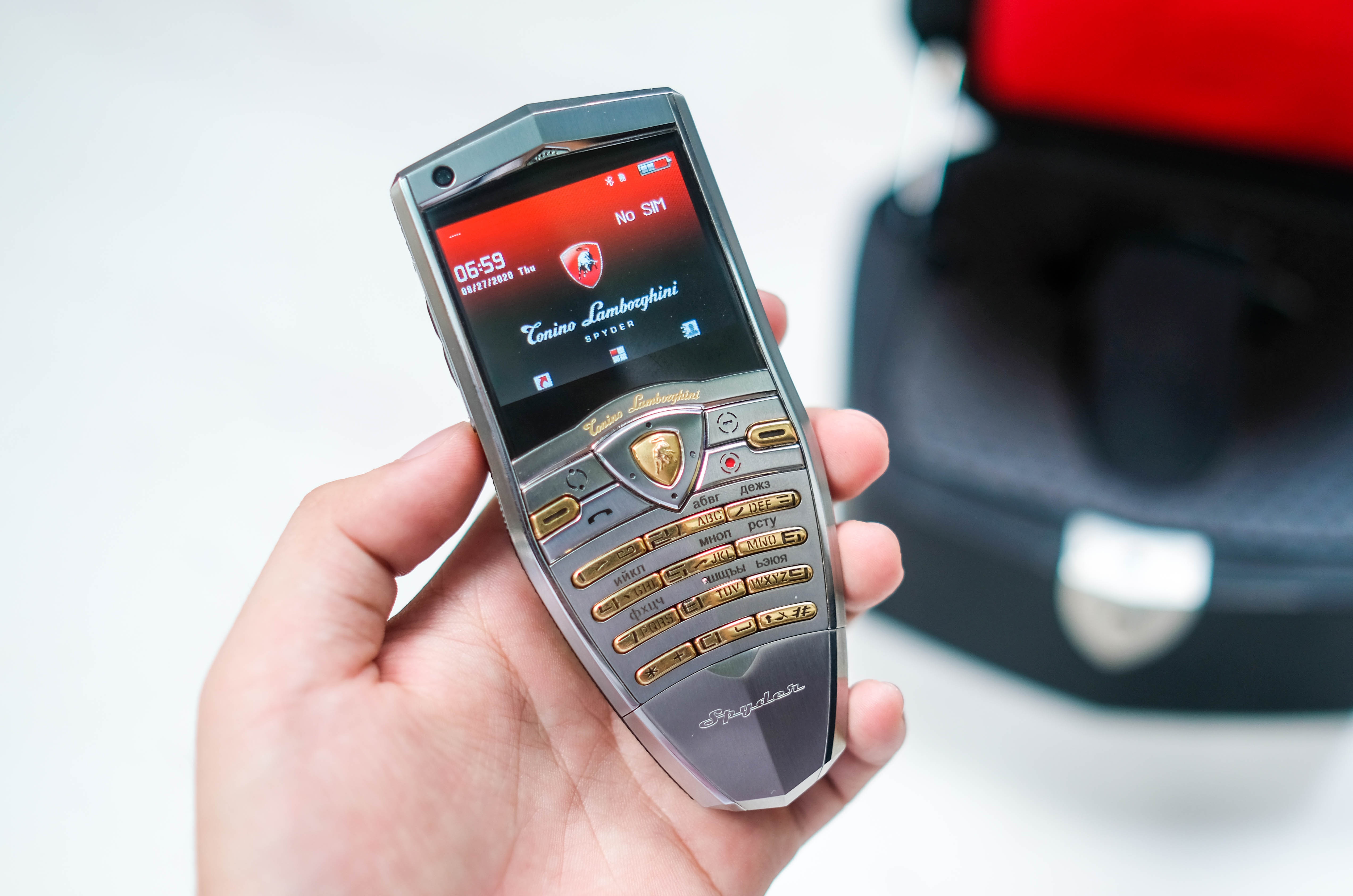 Chi tiet Tonino Lamborghini Spyder L688 anh 3