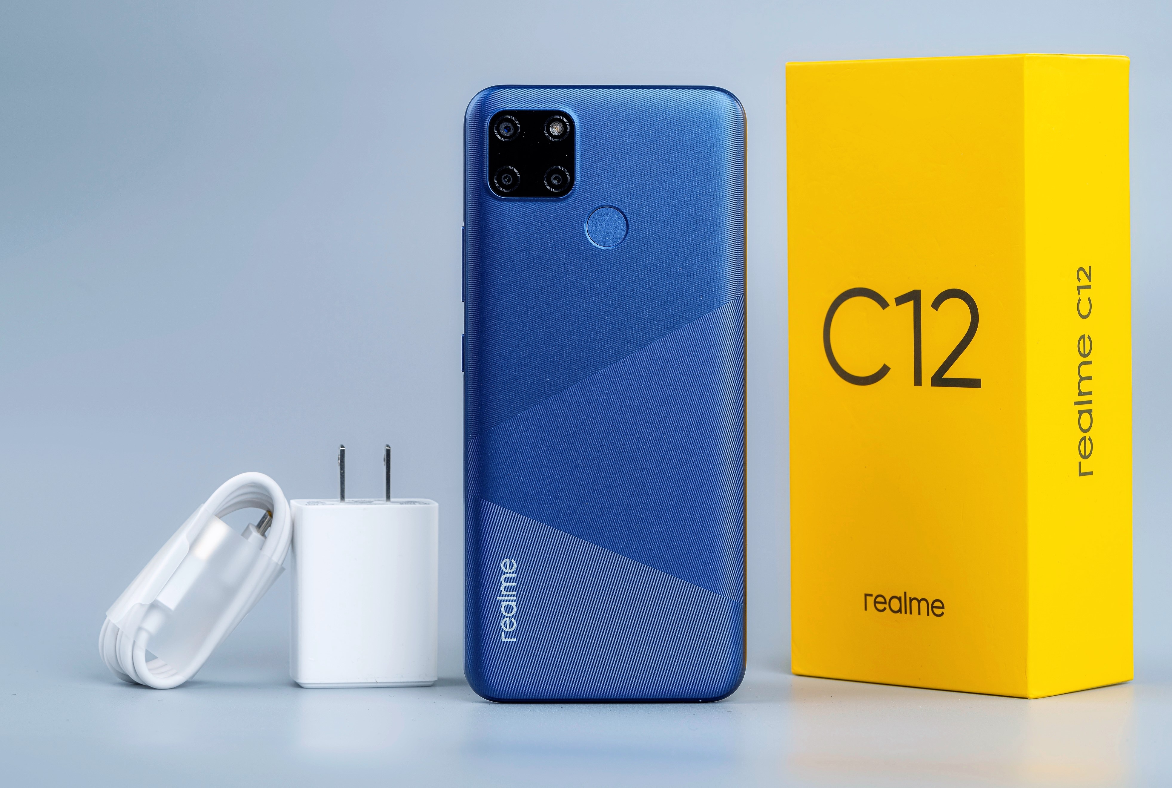 Smartphone gia re co man hinh lon anh 5