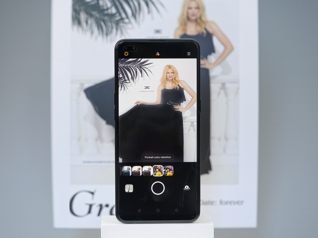 iPhone 12 xanh duong anh 7