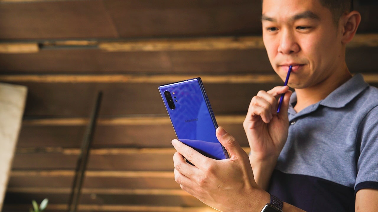 iPhone 12 xanh duong anh 2