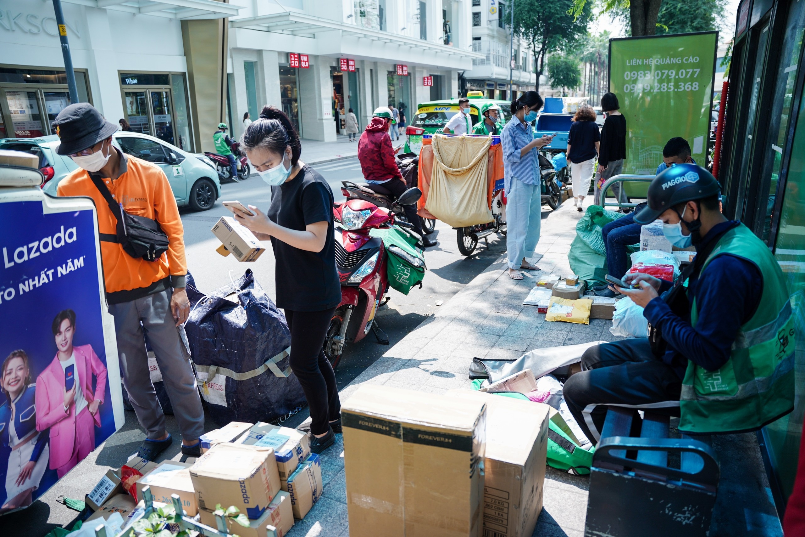 Giao hang sau ngay doc than anh 4