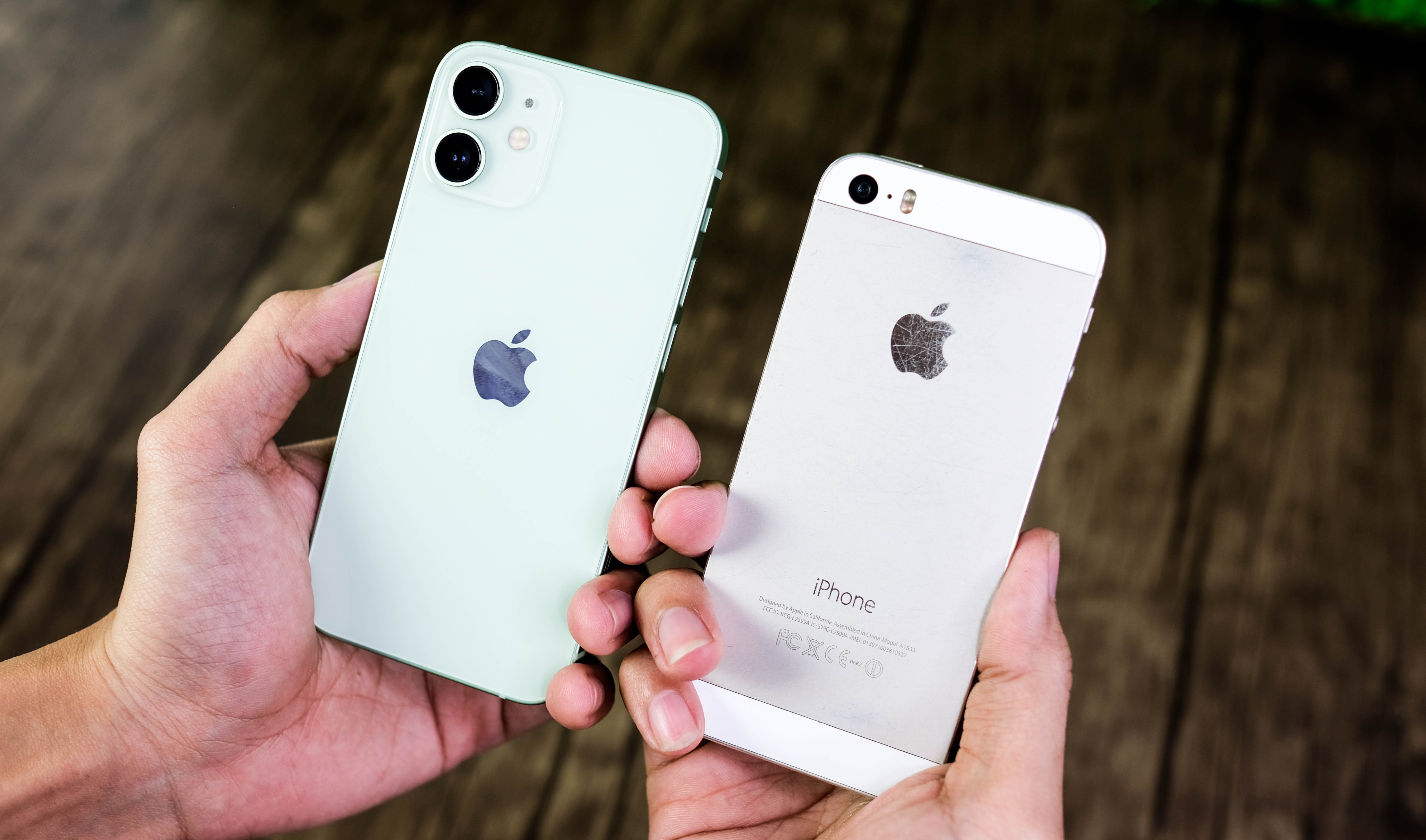 iPhone 12 mini do dang iPhone 5S anh 5