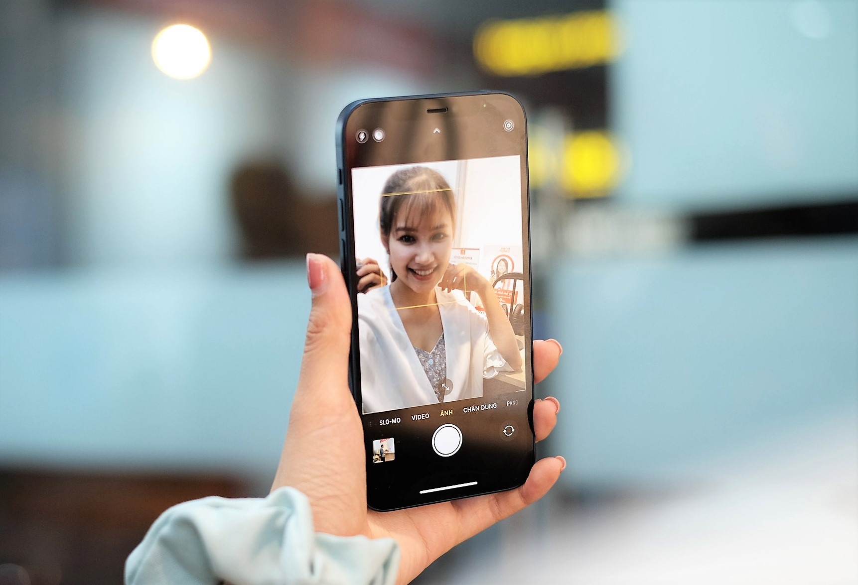 Gia iPhone 12 chinh hang anh 2