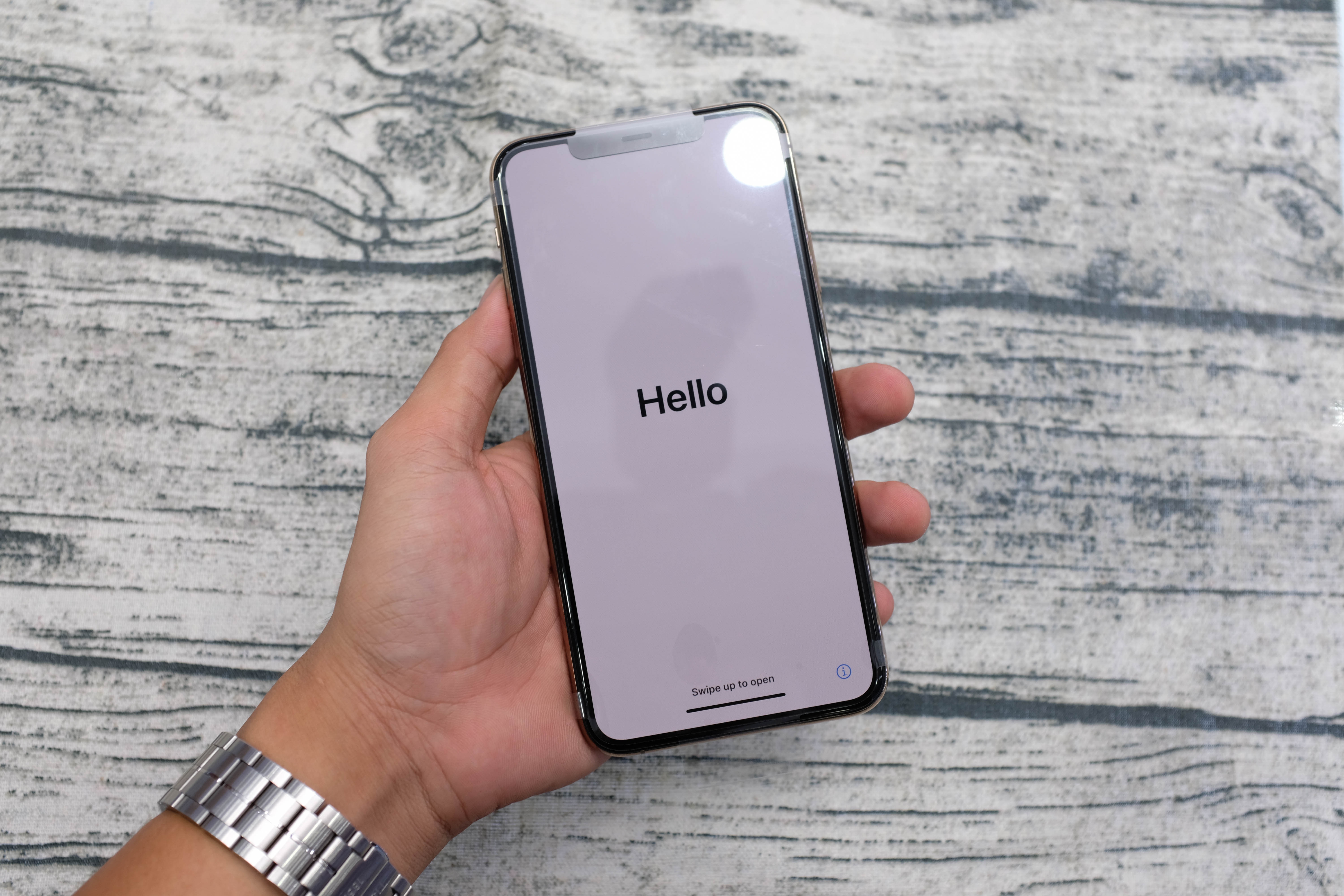 Loat smartphone chinh hang giam gia anh 6