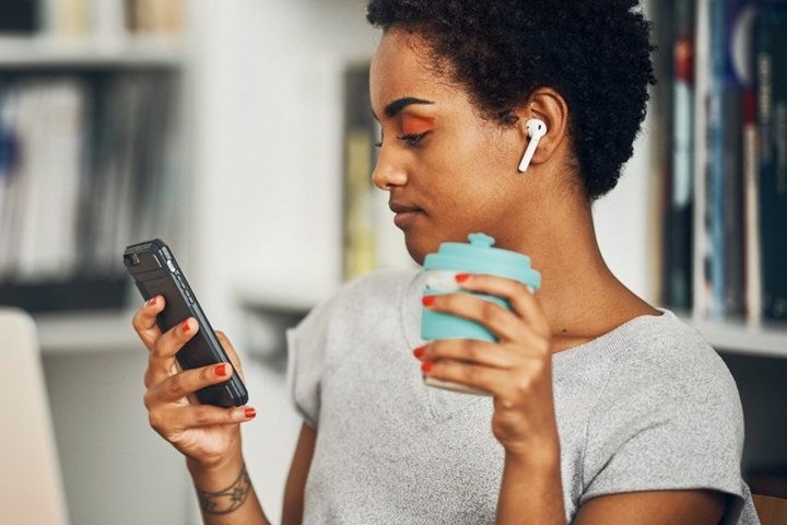 hau qua khi dung tai nghe khong dung cach anh 1