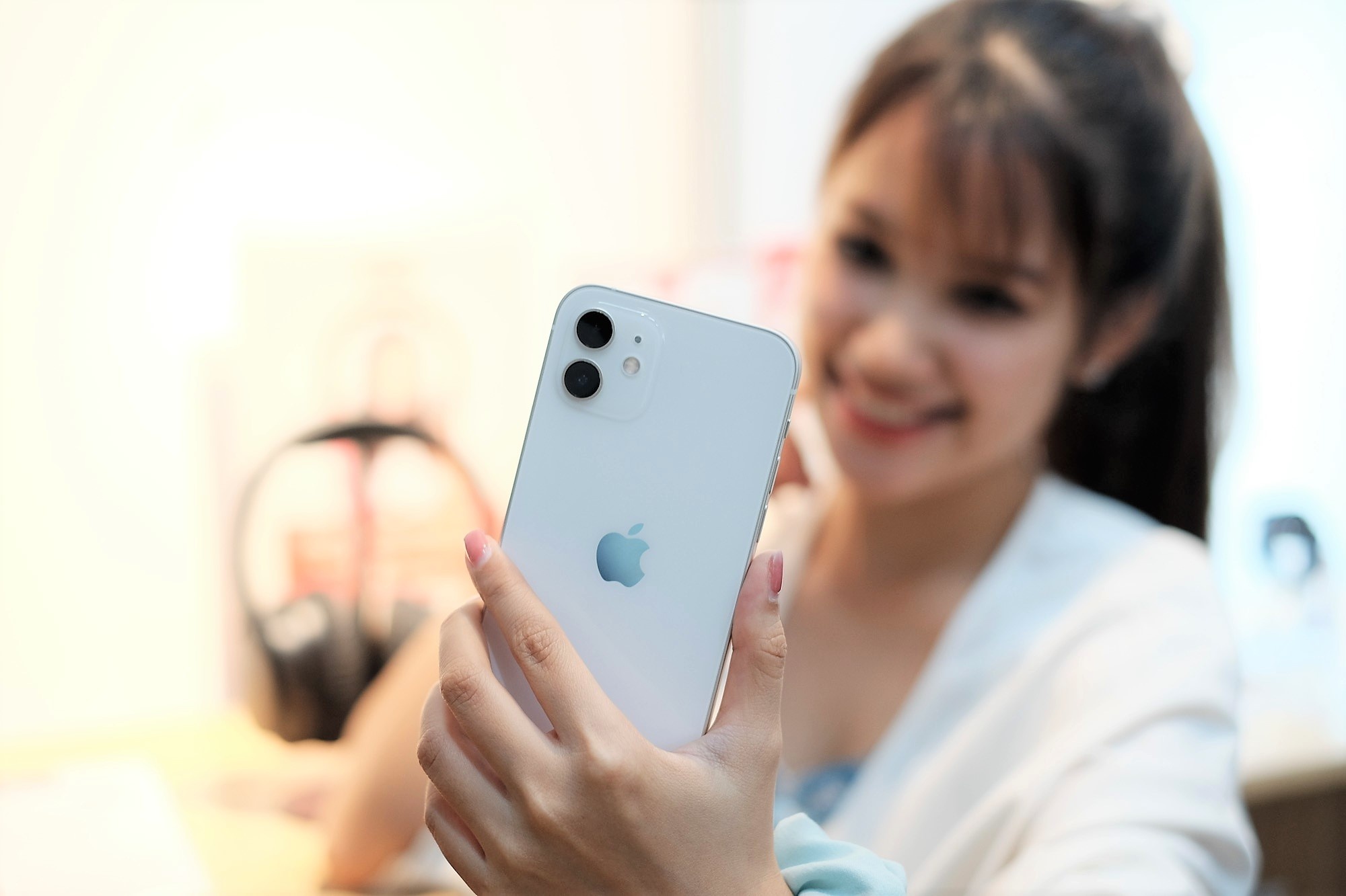 Smartphone noi bat trong nam 2020 anh 13