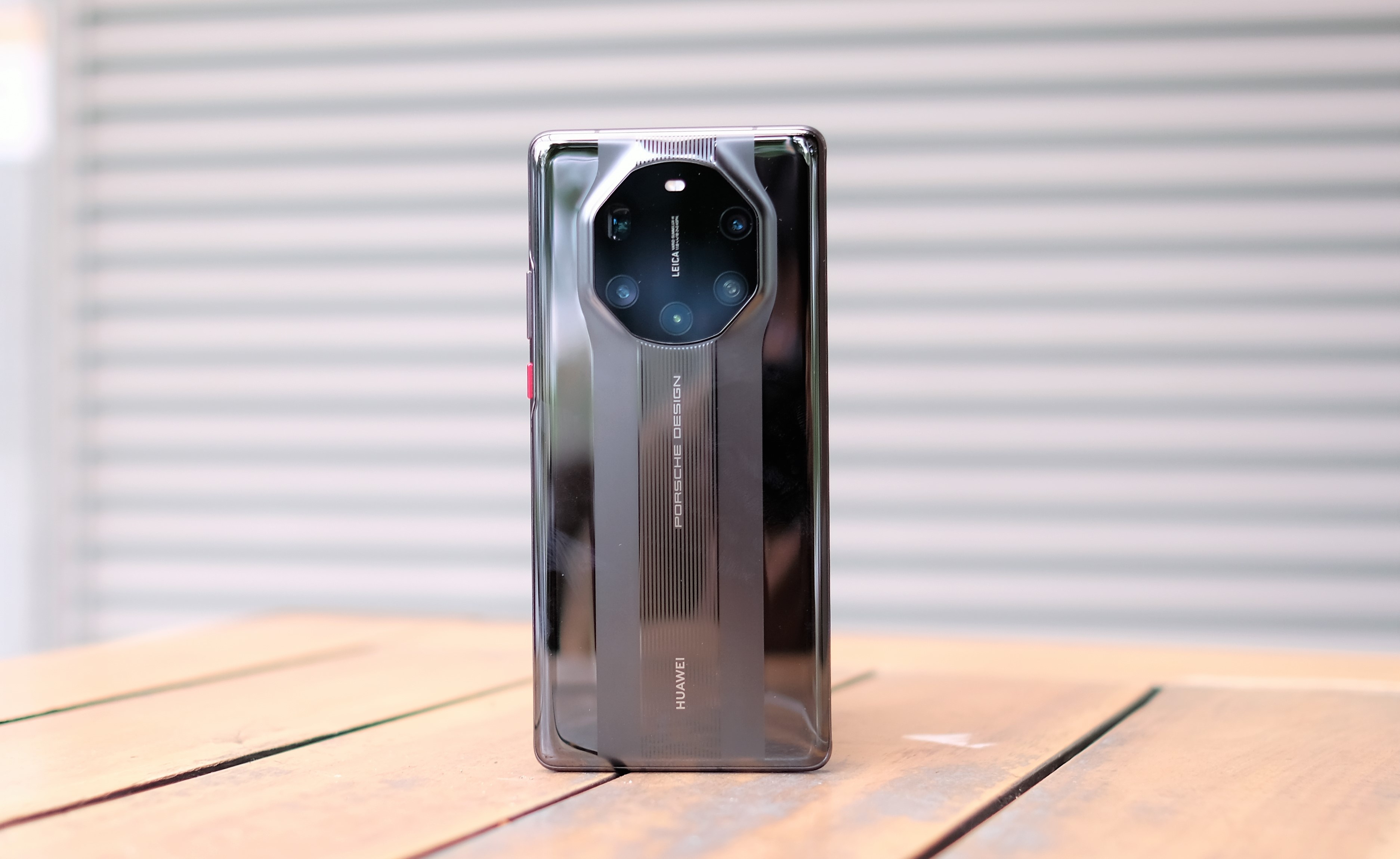 Huawei Mate 40 RS Porsche Design anh 11